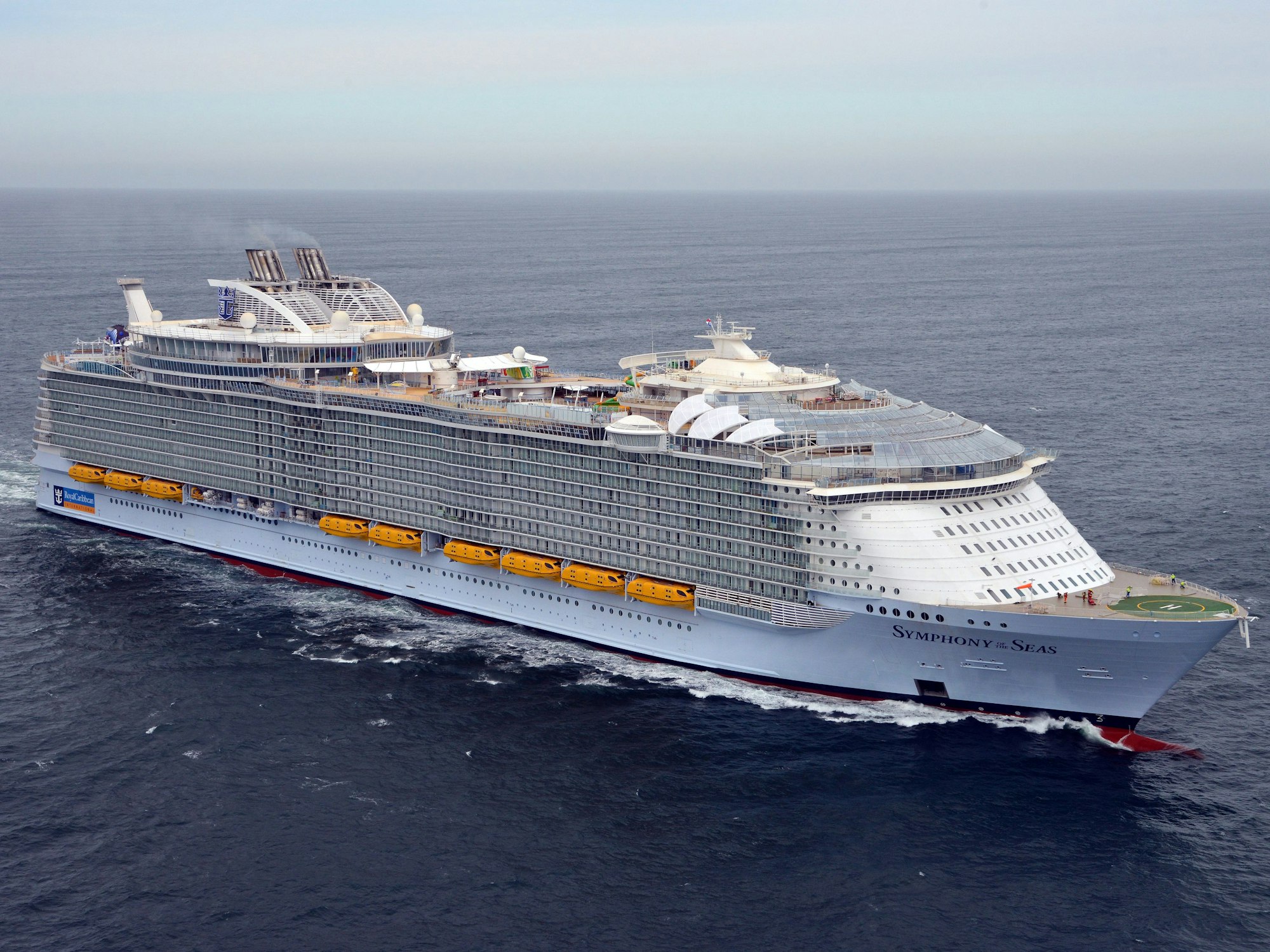 Aufnahme des Kreuzfahrtschiffs „Symphony of the Seas“, hier im März 2018.