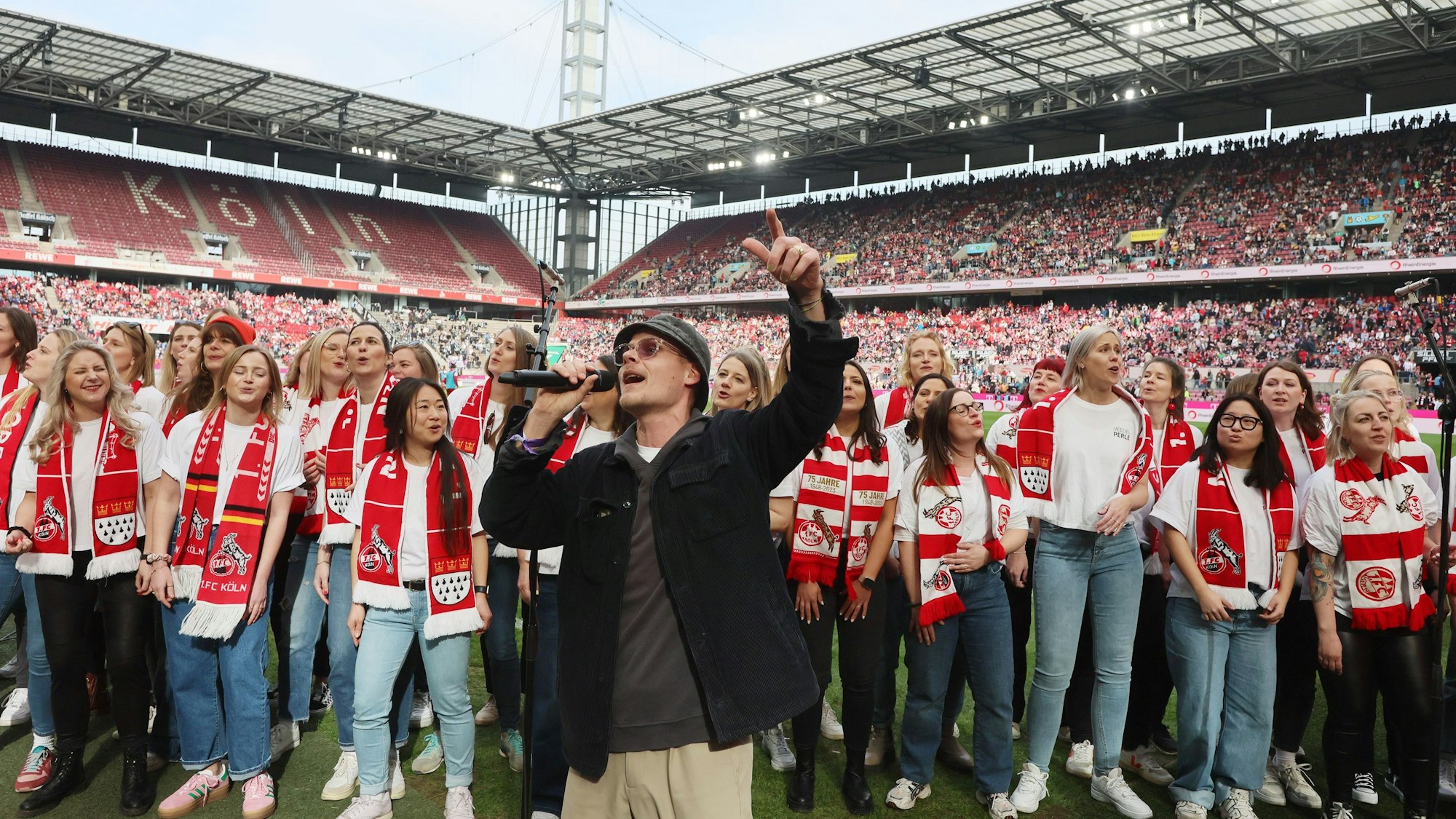 Oliver Niesen und die Veedelperlen.