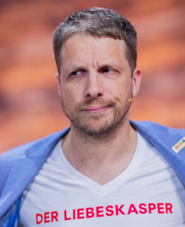 Oliver Pocher, Moderator, nimmt am RTL-Spendenmarathon 2023 teil. +++ dpa-Bildfunk +++