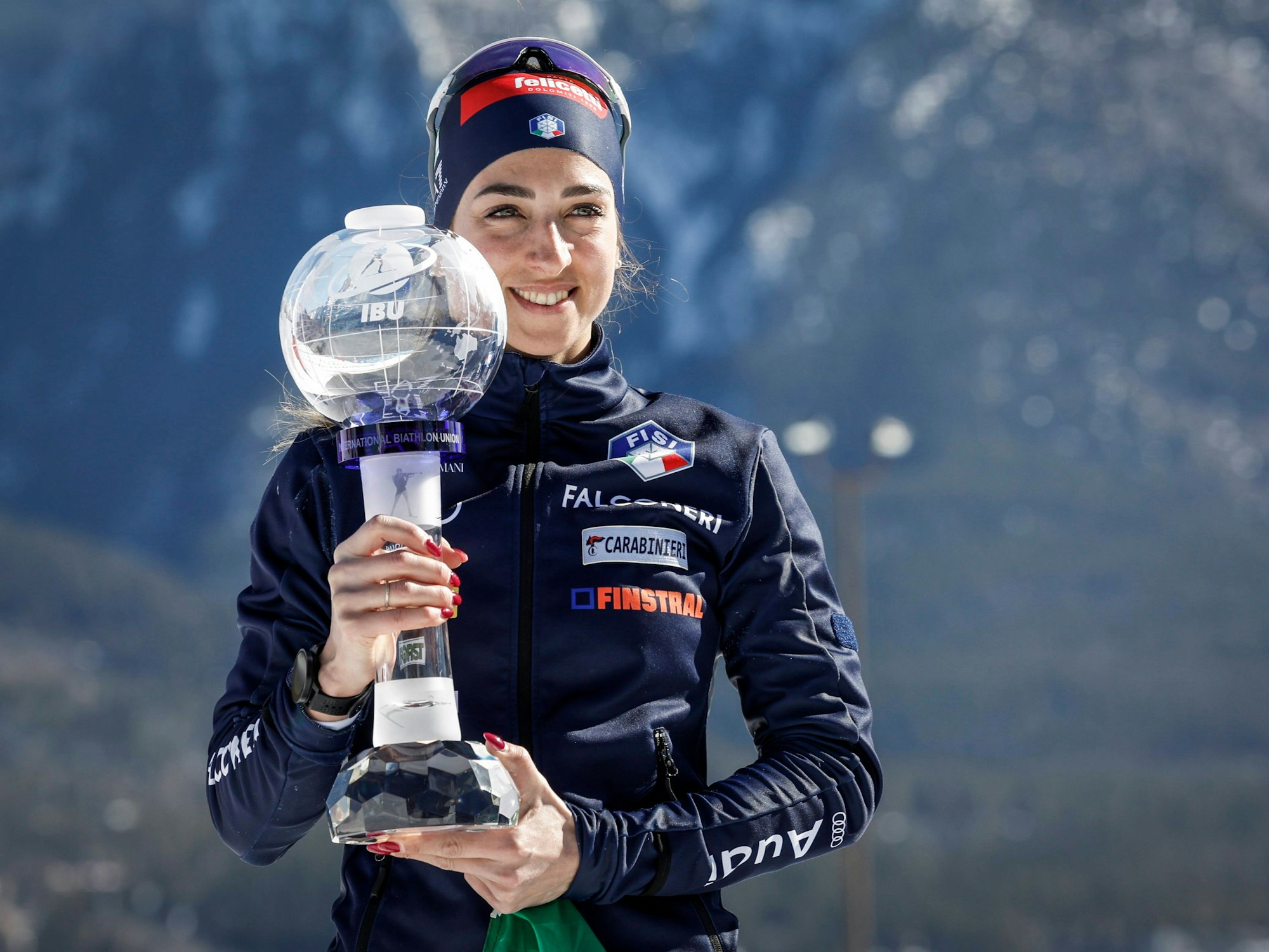 Lisa Vittozzi mit der großen Kristallkugel.