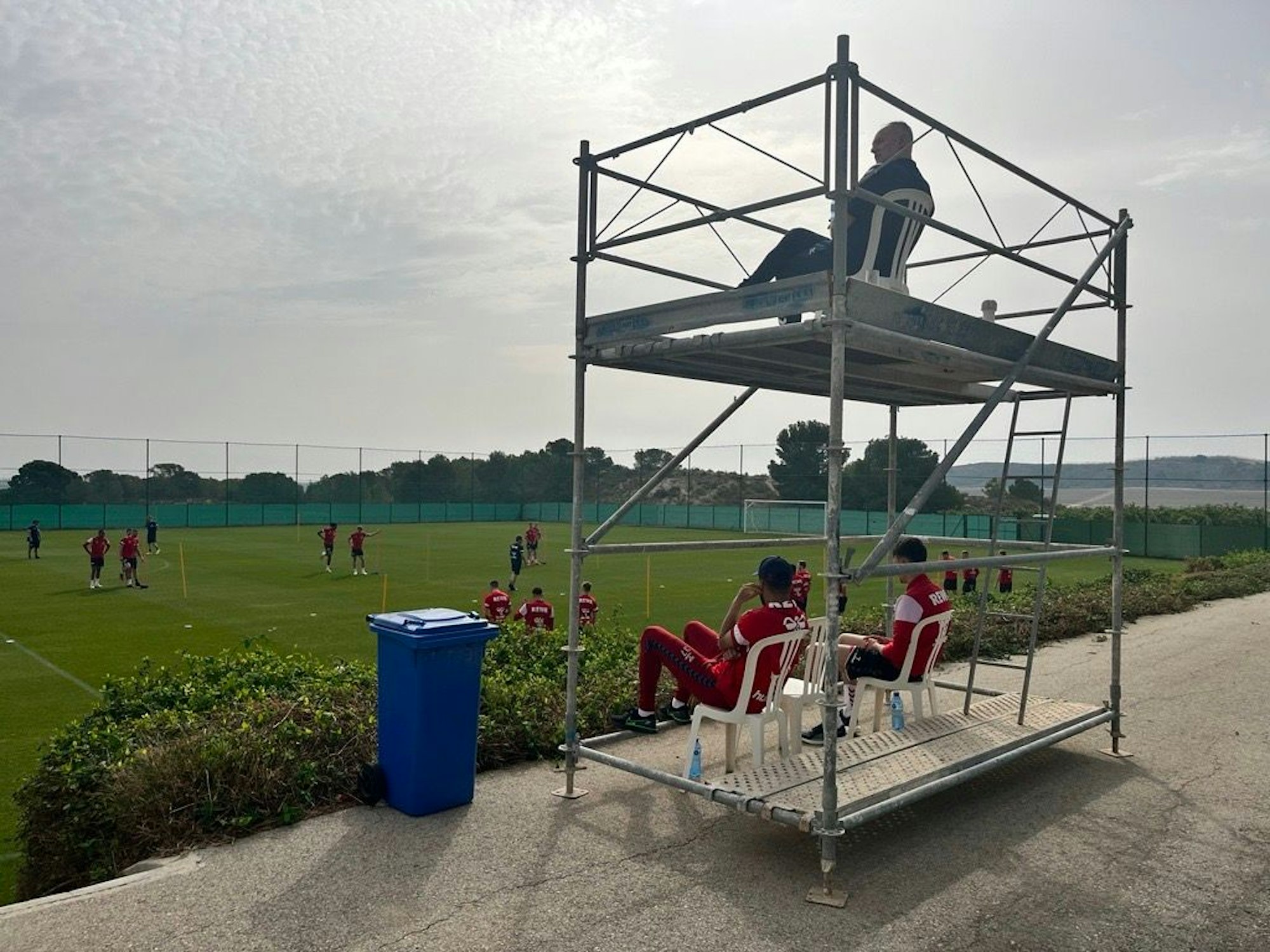 Der 1. FC Köln bereitet sich in Algorfa auf den Liga-Endspurt vor.