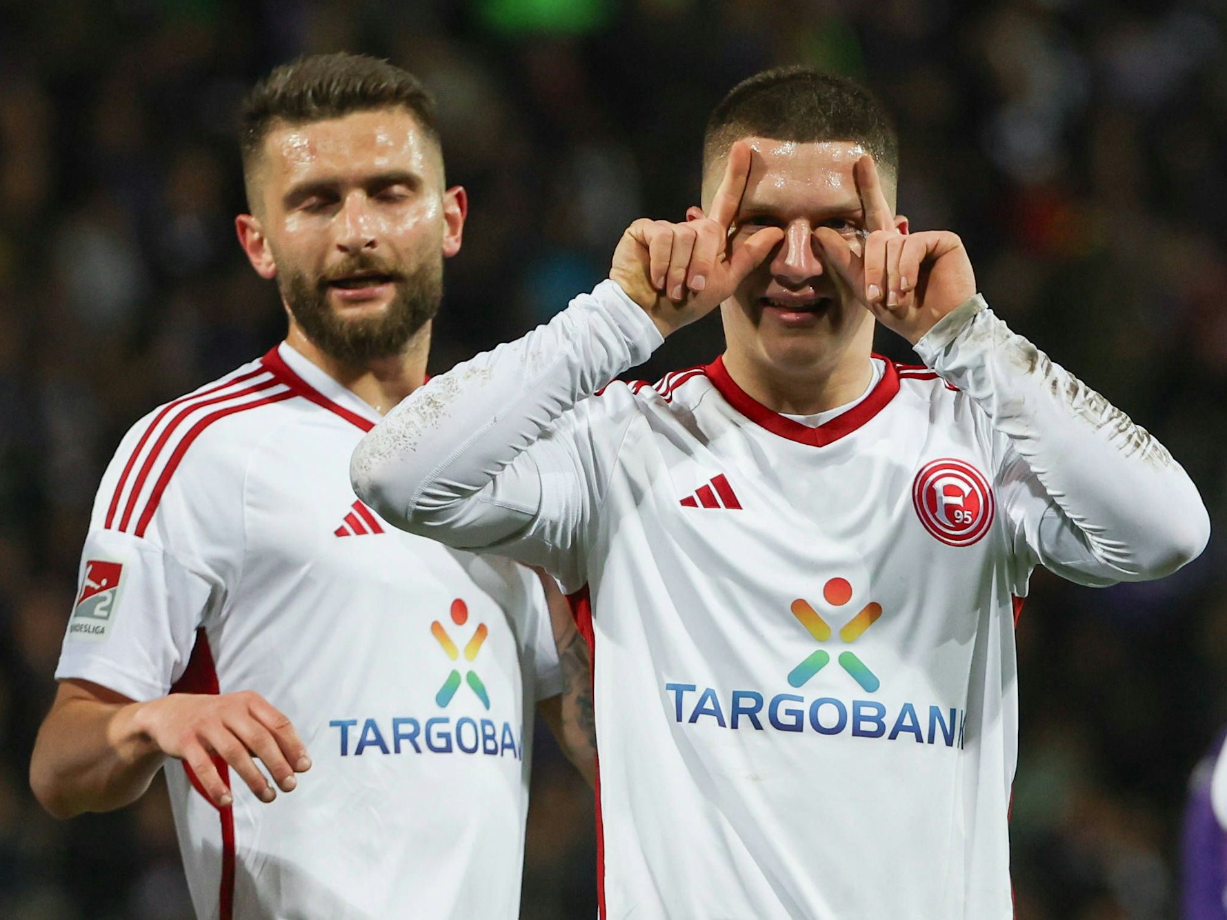 Von l. n. r. Nicolas Gavory und Christos Tzolis von Fortuna Düsseldorf.