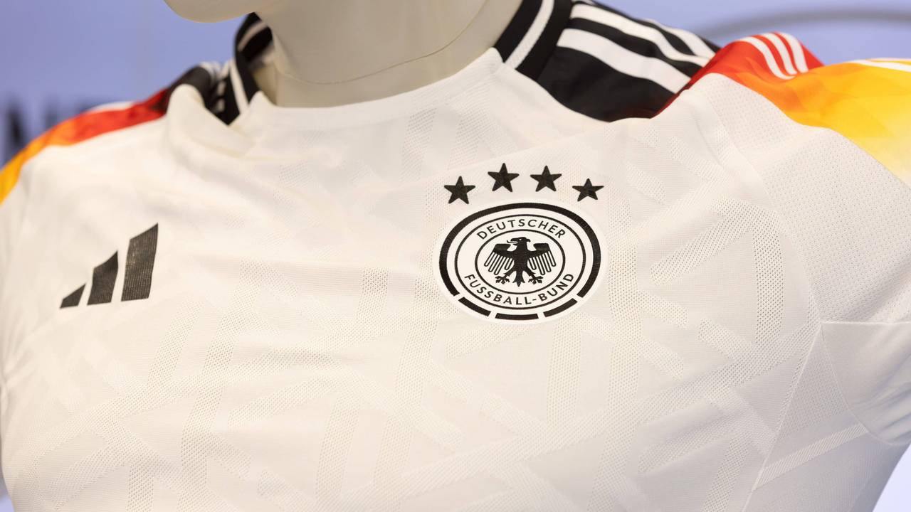 Das Heim-Trikot der deutschen Nationalmannschaft für die EM 2024 von Adidas.