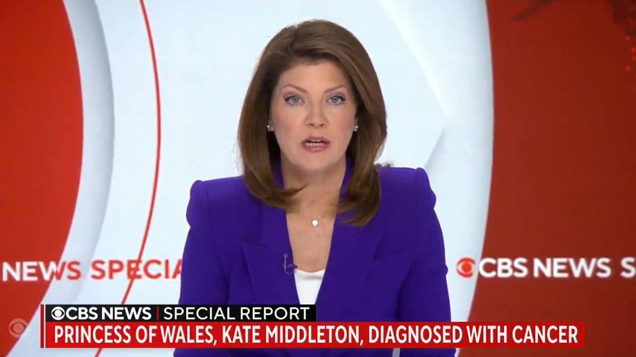 Eine Nachrichten-Sprecherin von CBS berichtet während einer Basketball-Übertragung über die Krebsdiagnose von Prinzessin Kate.