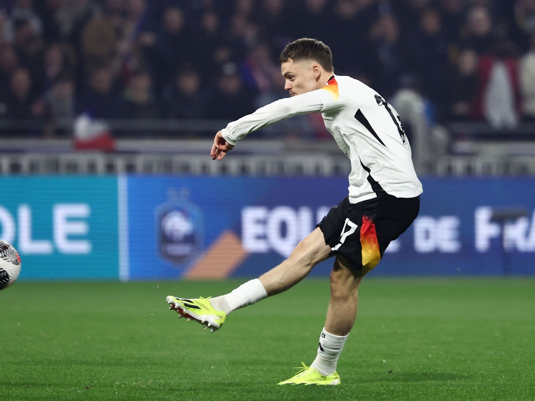 Deutschlands Florian Wirtz erzielt ein Tor.