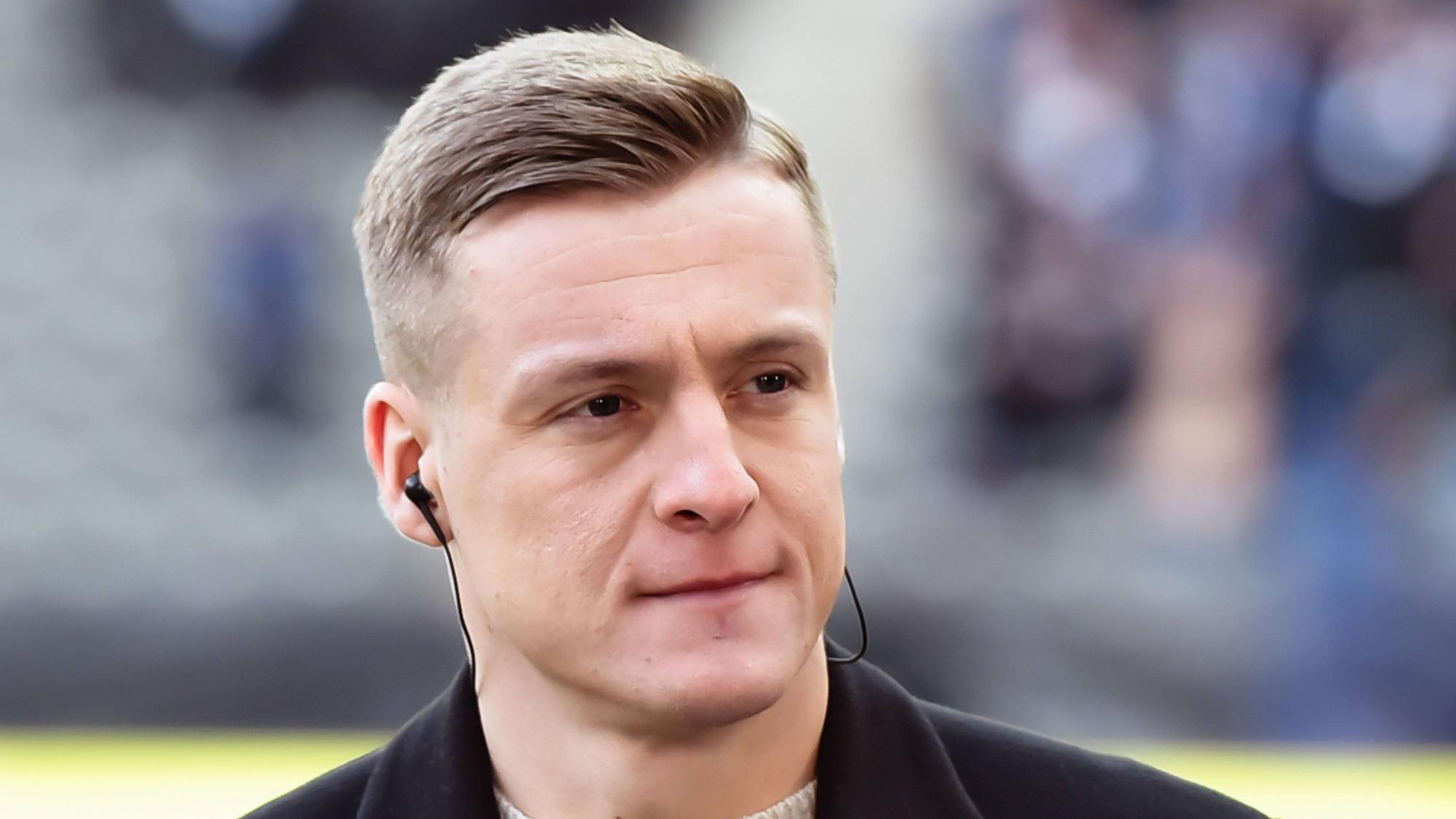 Felix Kroos bei einem TV-Interview.