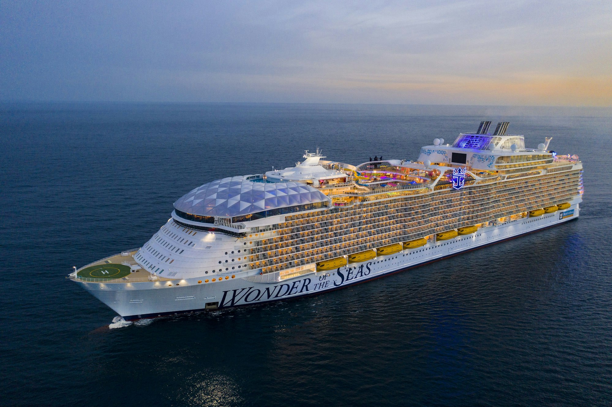 Die „Wonder of the Seas“ der Reederei Royal Caribbean, hier im Februar 2022.