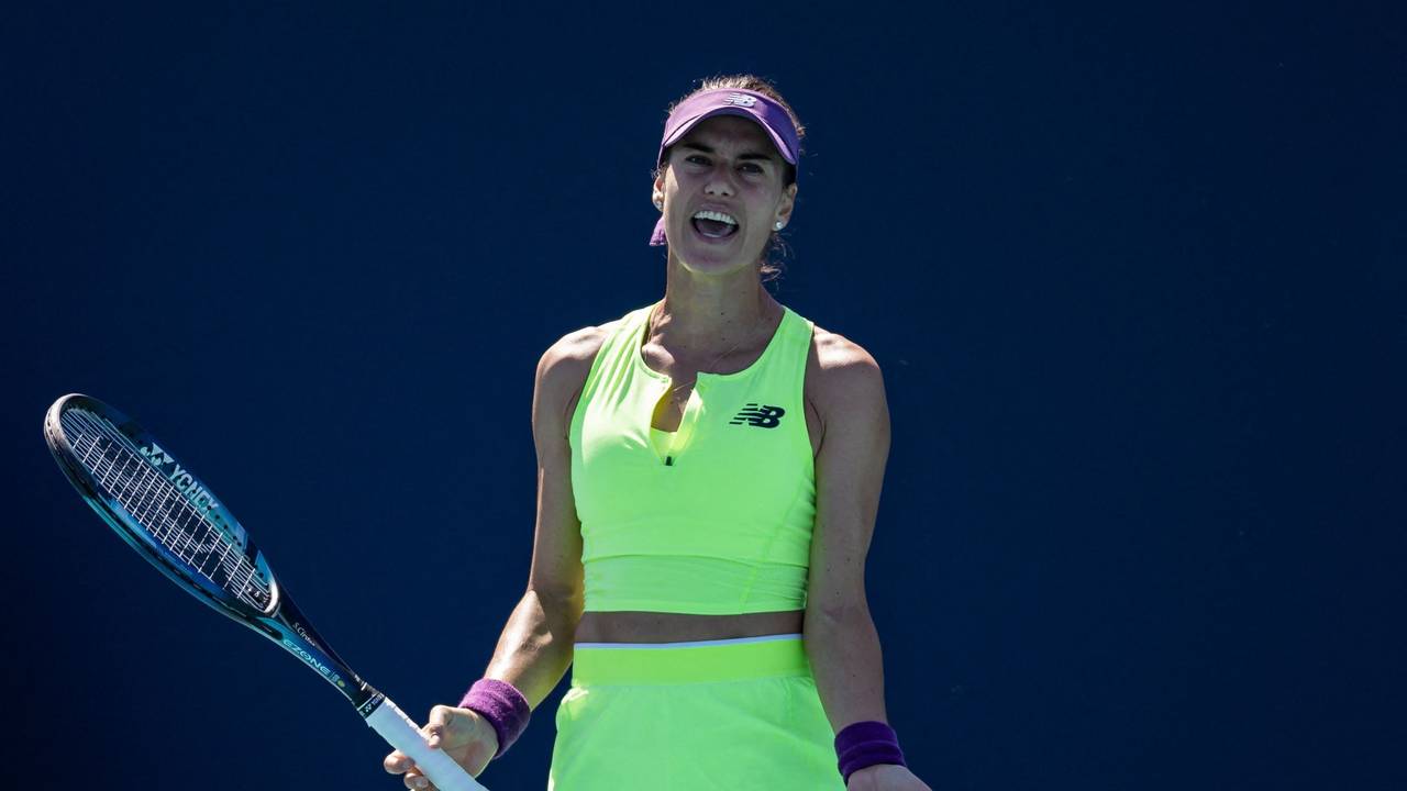 Sorana Cirstea gestikuliert beim Match gegen Darja Kassatkina.