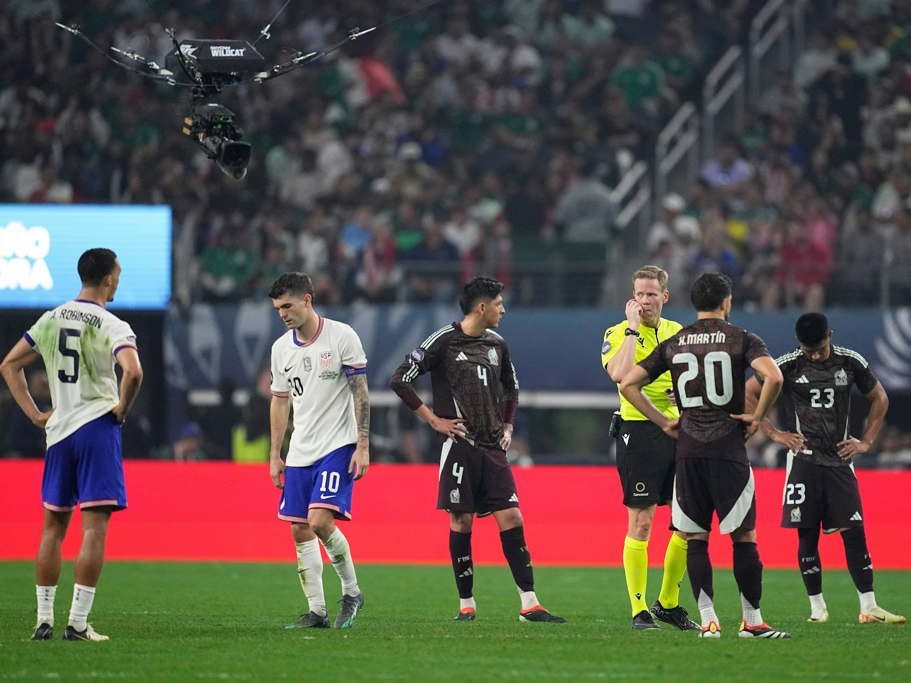 Das Finale der CONCACAF Nations League am 24. März 2024 zwischen den USA und Mexiko musste zwischenzeitlich unterbrochen werden.