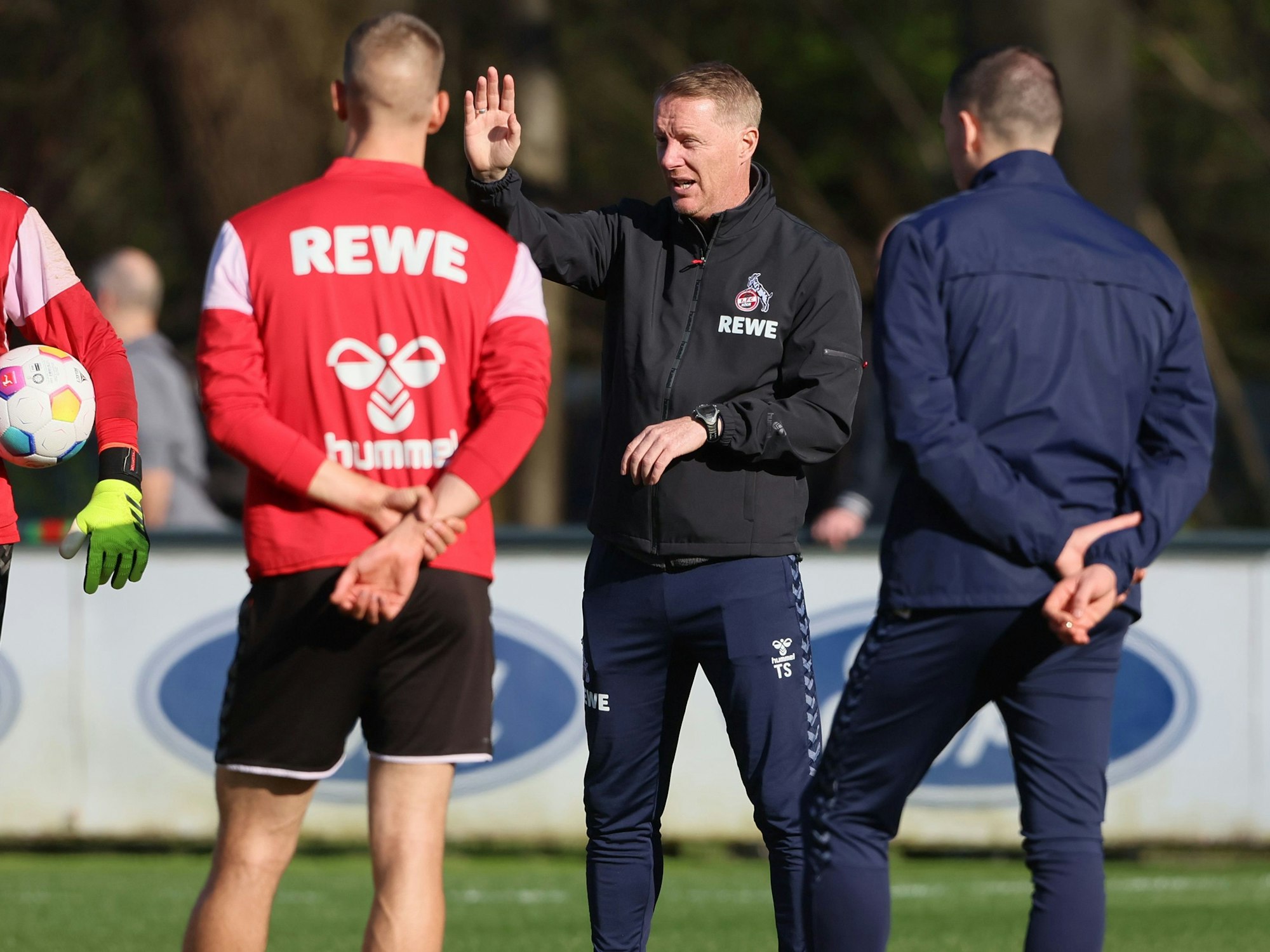 Timo Schultz am 25. März 2024 im Training des 1. FC Köln.