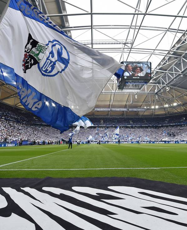 Ein Blick in die Veltins-Arena bei einem Heimspiel von Schalke 04.