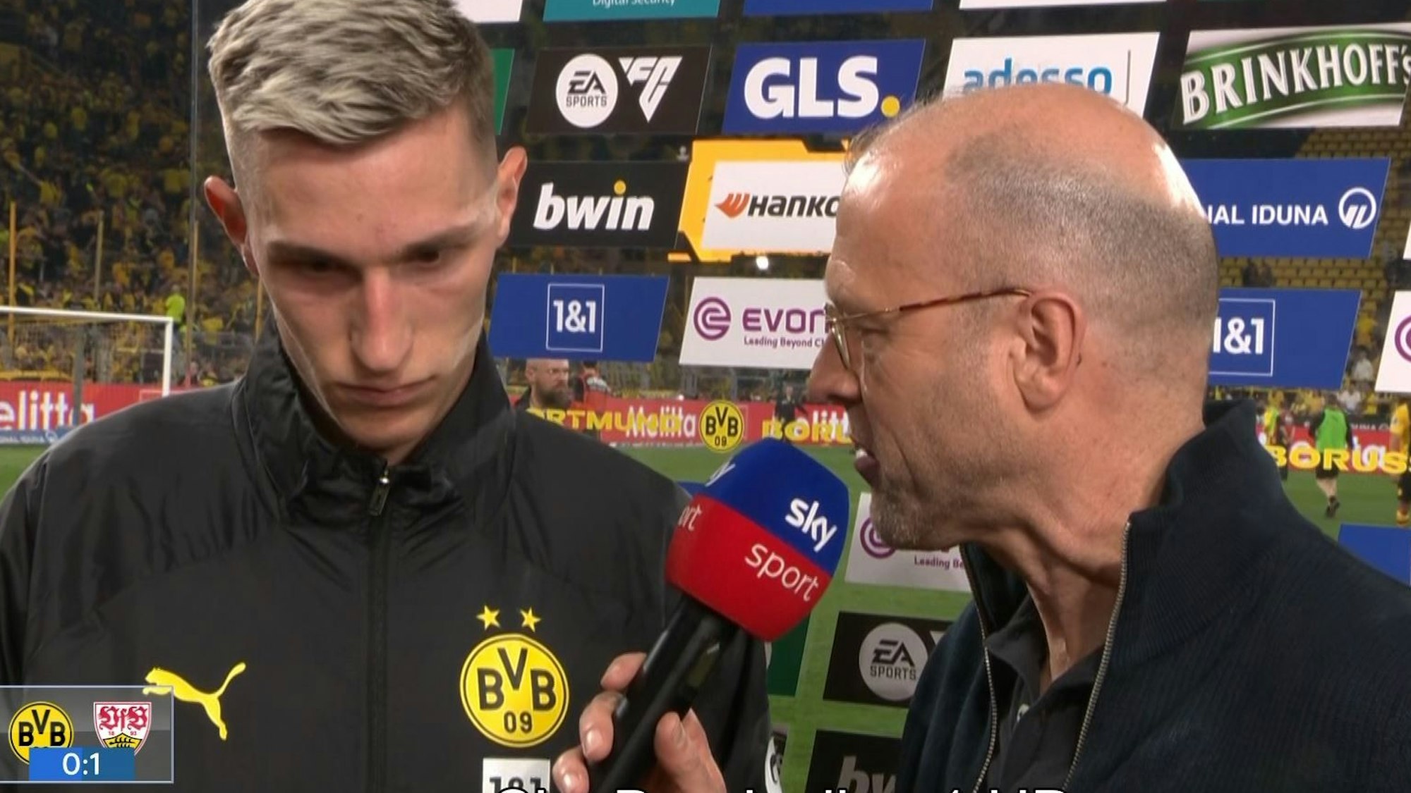 Nico Schlotterbeck nach dem Spiel zwischen Borussia Dortmund und dem VfB Stuttgart im Gespräch mit Sky-Reporter Patrick Wasserziehr.