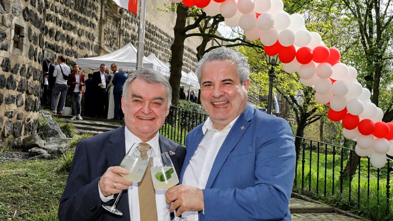 Dino Massi mit Herbert Reul.