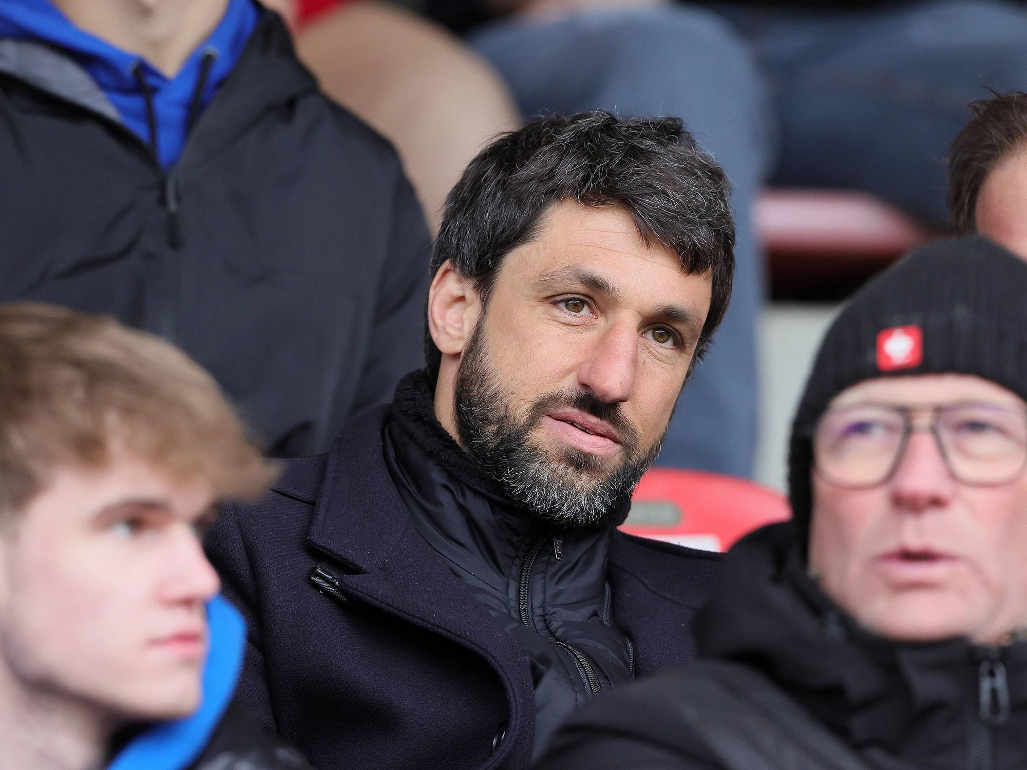 Thomas Broich schaut sich das DFB Pokal Halbfinale zwischen 1.FC Köln U19 und Hertha BSC U19 an.