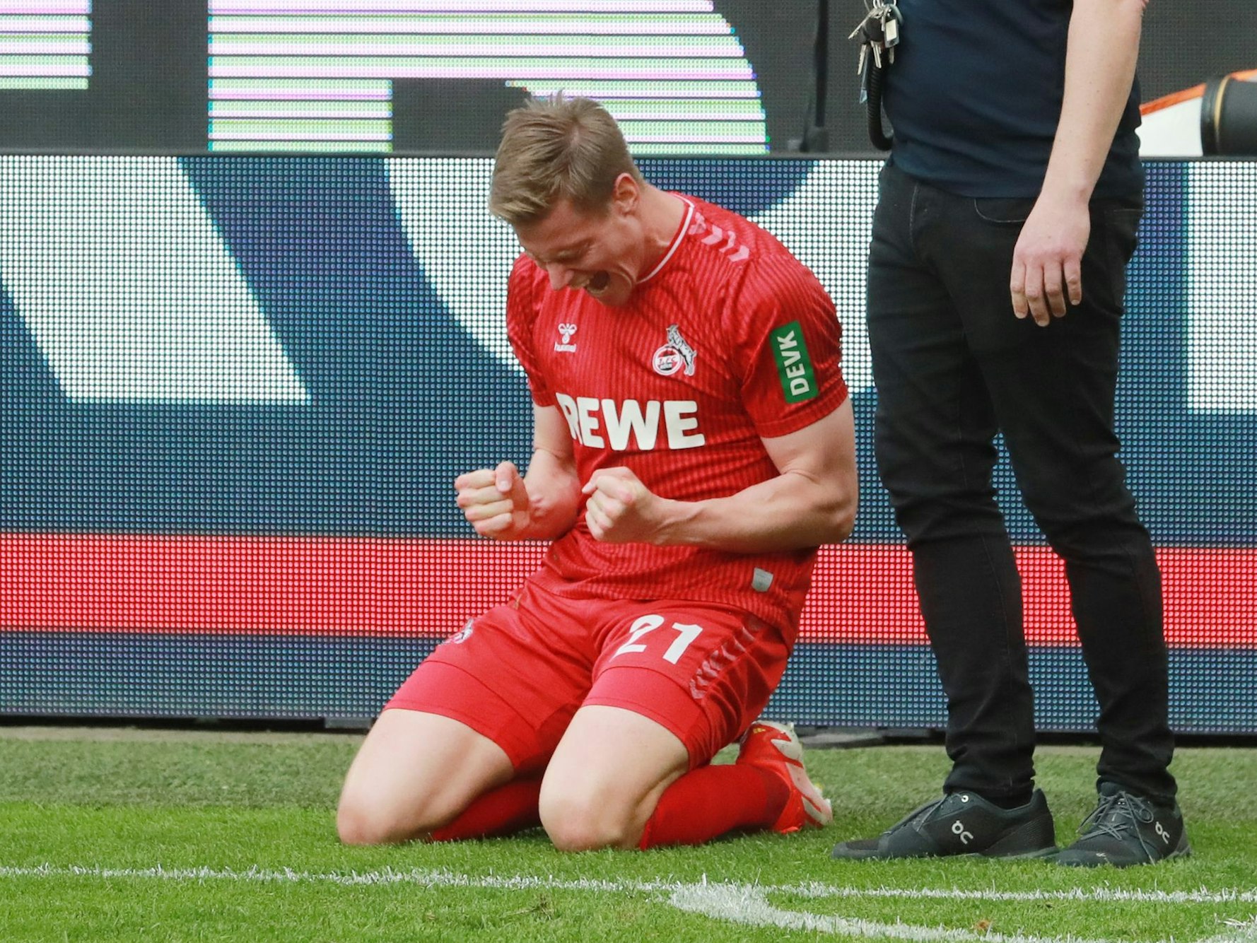 1. FC Köln gegen den VfL Bochum: Steffen Tigges (Köln) jubelt.