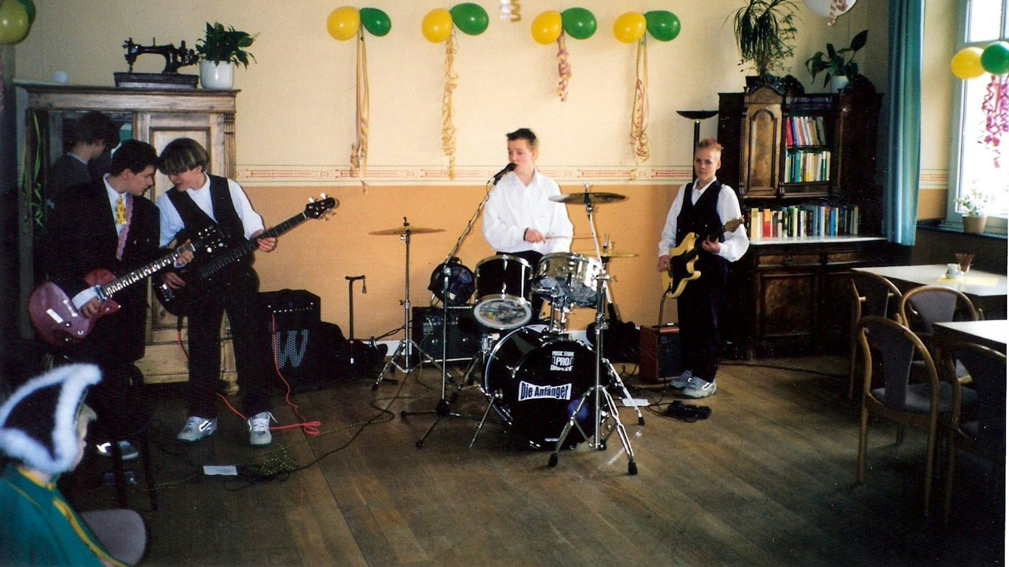 Kevin Wittwer, Dominik Schönenborn, Michael Kraus und Oliver Niesen von Cat Ballou.