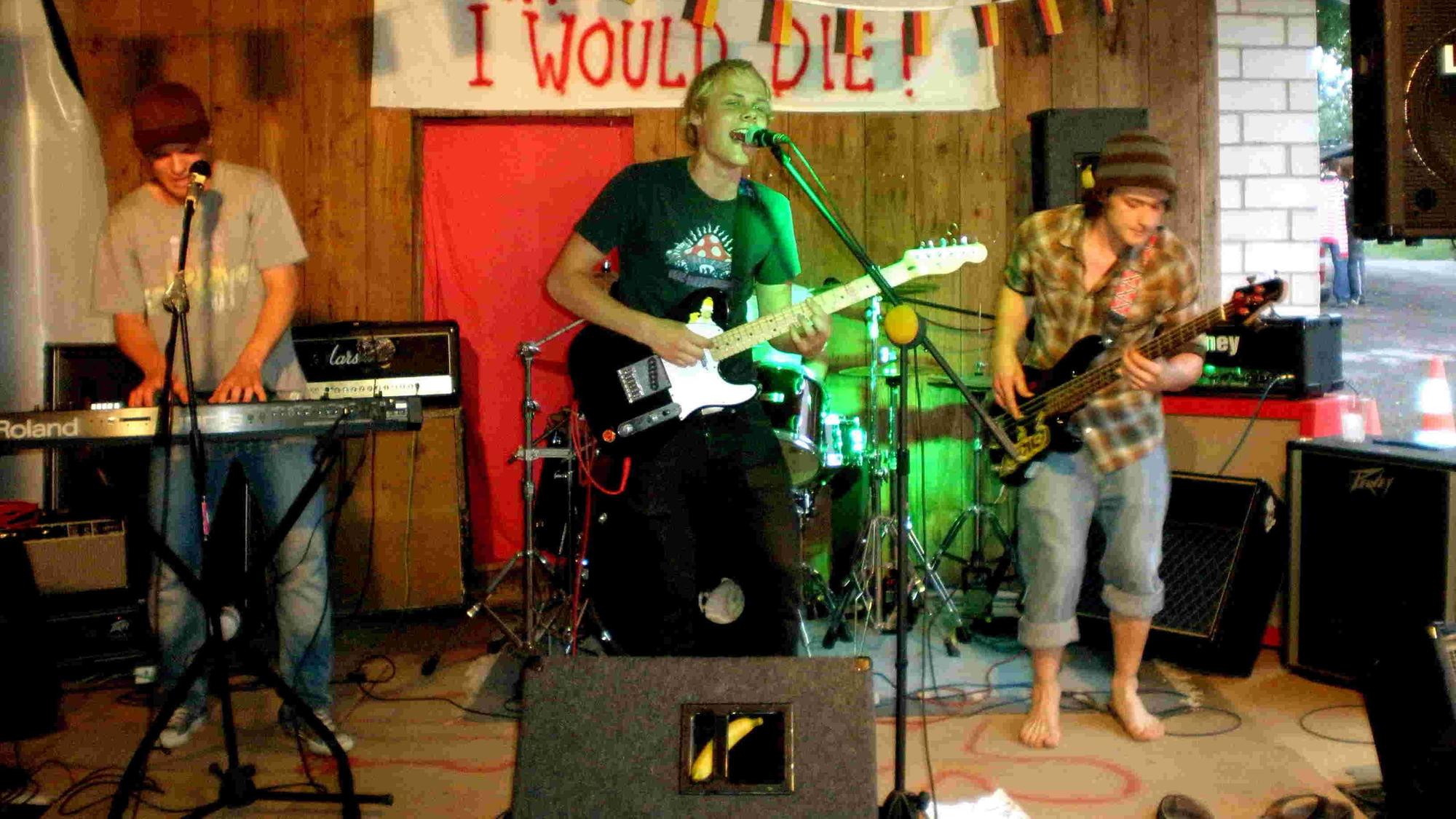 Dominik Schönenborn, Oliver Niesen und Kevin Wittwer als Cat Ballou.