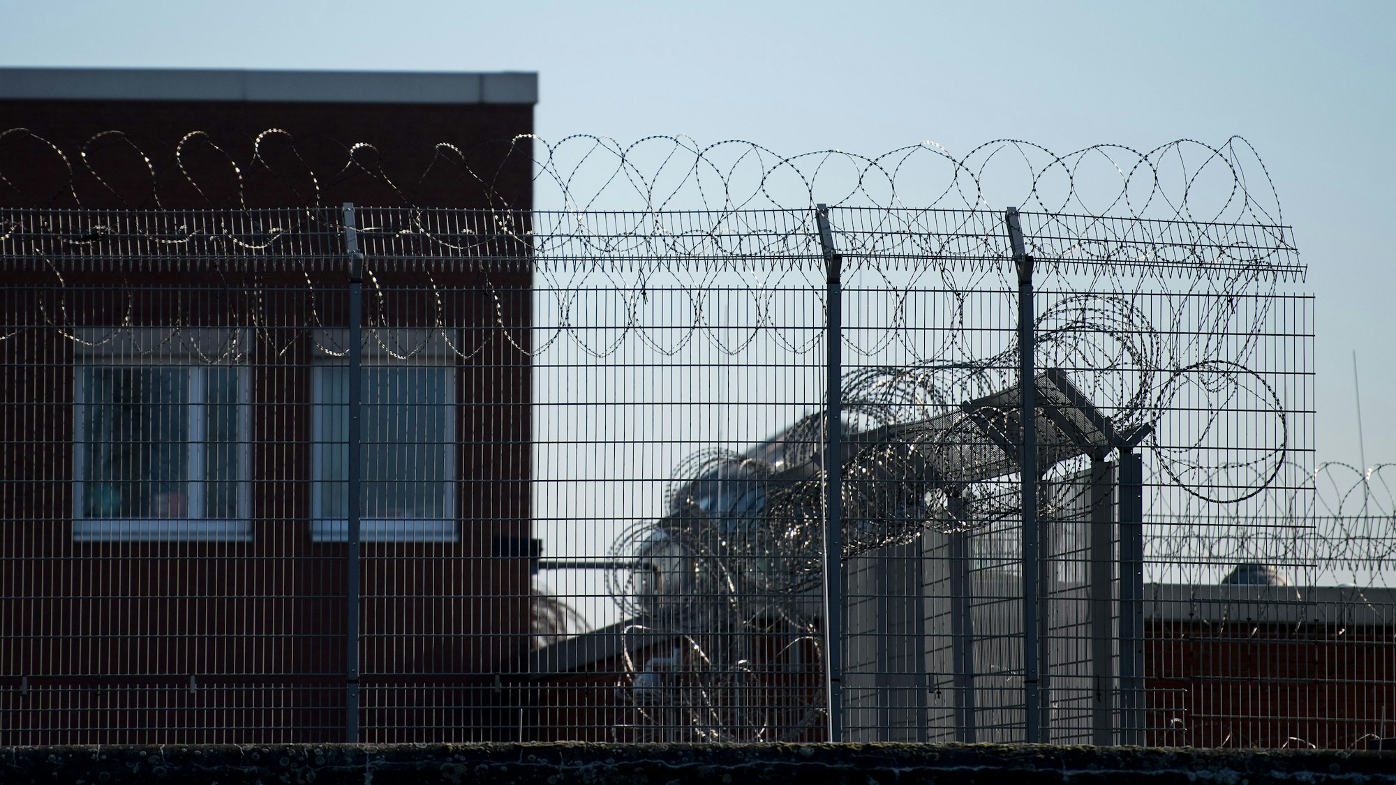 Das Archivfoto zeigt die JVA Köln-Ossendorf.