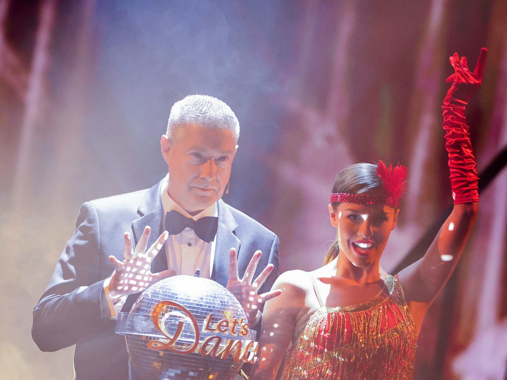 Joachim Llambi, Jurymitglied, steht in der RTL-Tanzshow „Let's Dance“ zum Auftakt der neuen Staffel auf dem Parkett im Coloneum.