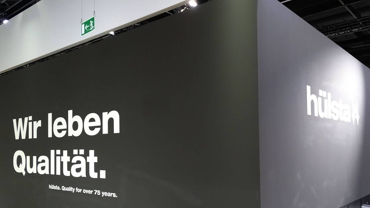 Hülsta-Stand auf der IMM 2019 in Köln: Das Unternehmen aus Stadtlohn muss erneut Insolvenz anmelden.