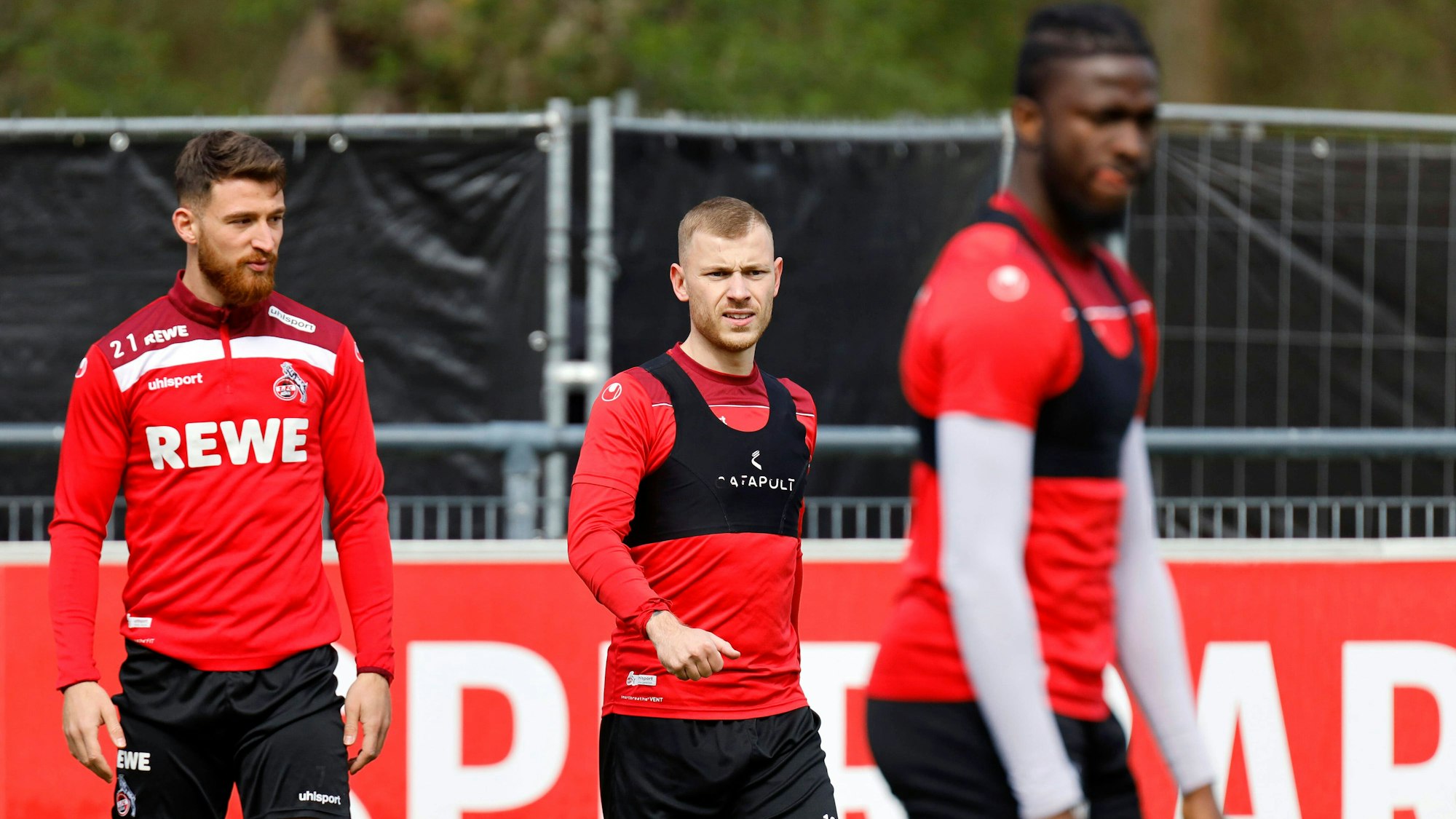 Max Meyer (rechts) und Salih Özcan (links) während des Trainings.