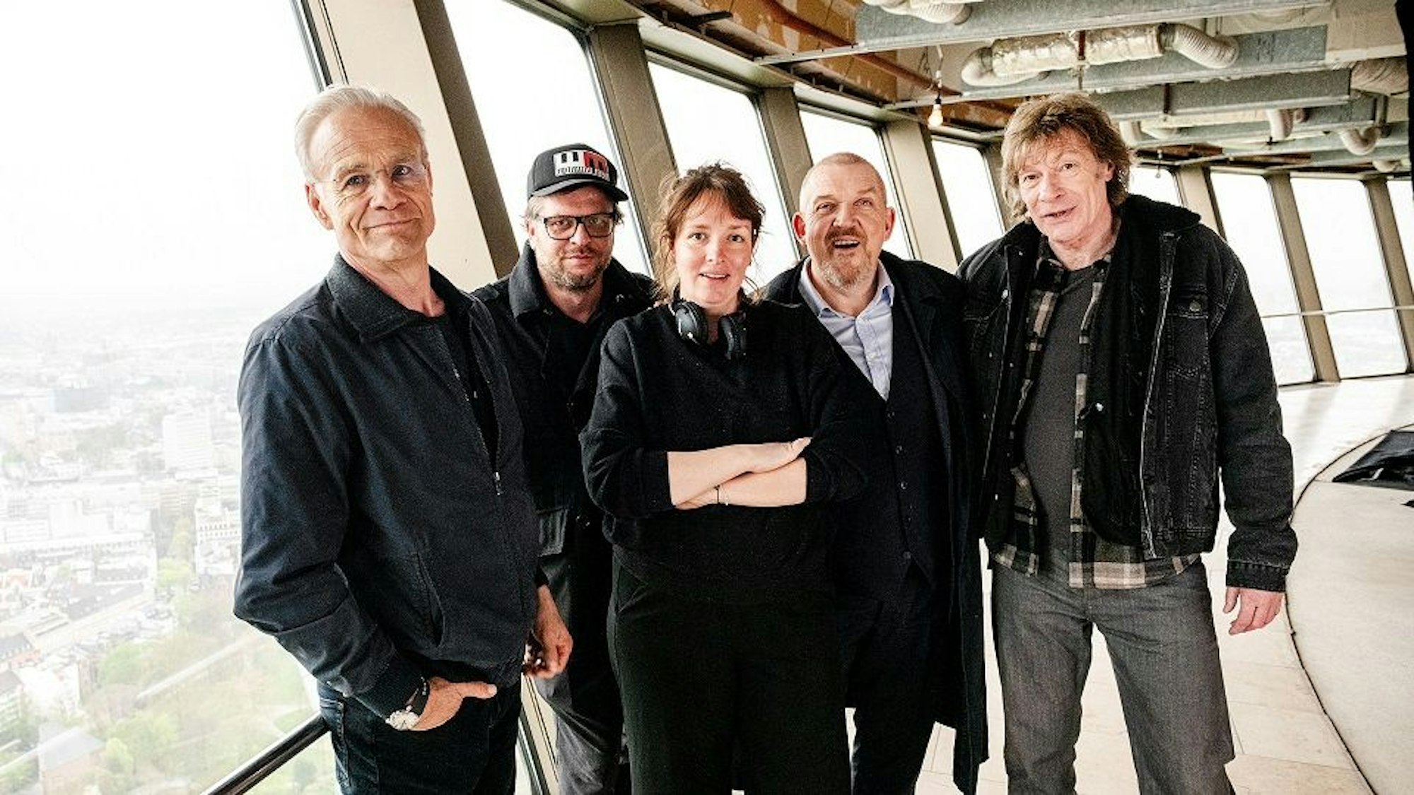 Das „Tatort“-Team im Colonius: Mit dabei ist auch Gerd Köster (re.)