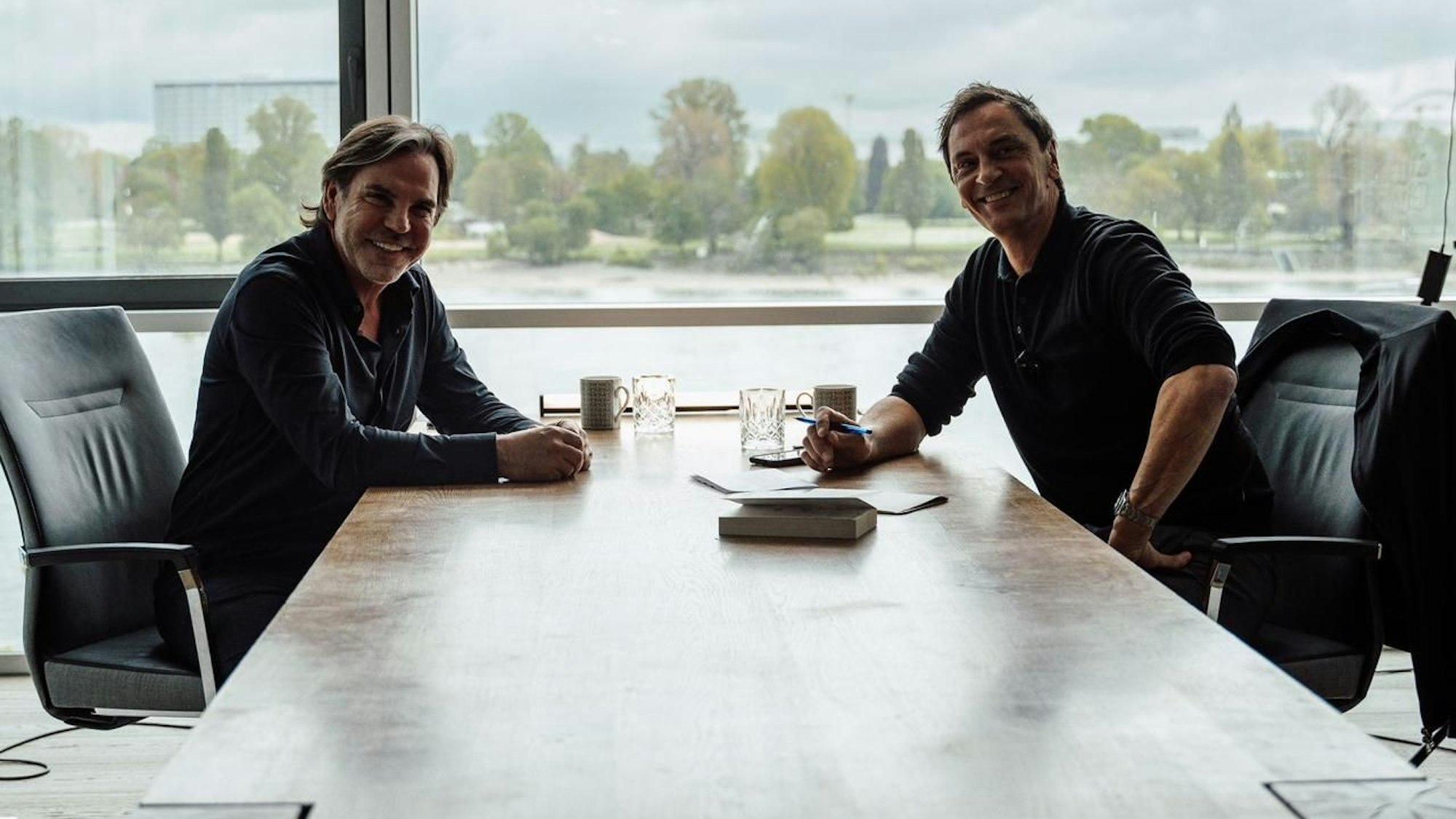 Volker Struth produziert einen Podcast mit Sebastian Hellmann.