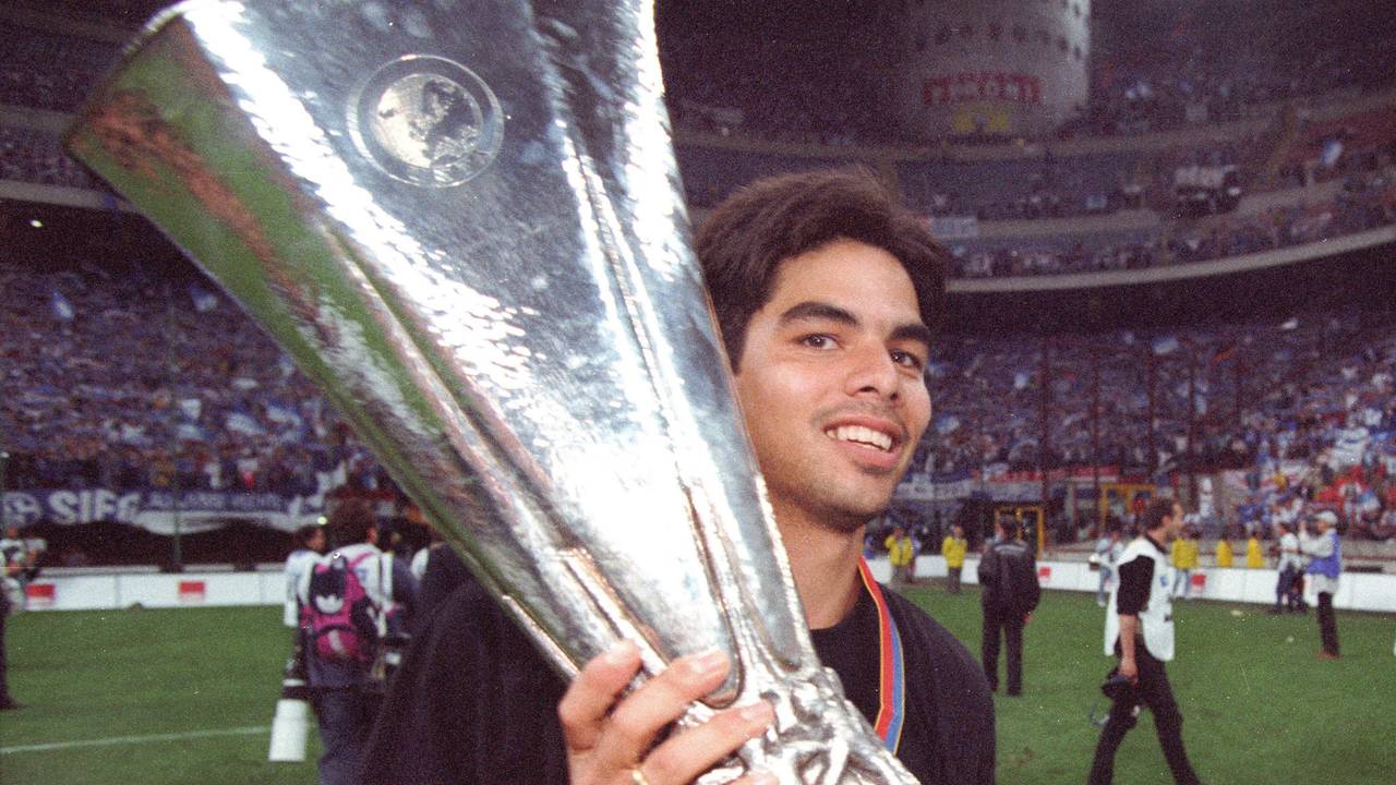 David Wagner mit dem Uefa-Cup