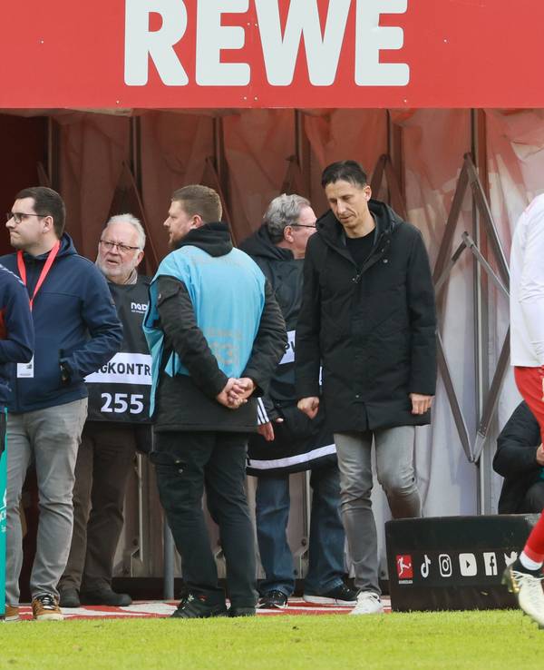 1. FC Köln gegen SV Darmstadt 98: Christian Keller (1. FC Köln) reagiert enttäuscht.