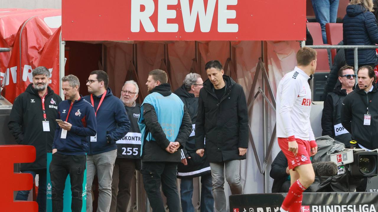 1. FC Köln gegen SV Darmstadt 98: Christian Keller (1. FC Köln) reagiert enttäuscht.