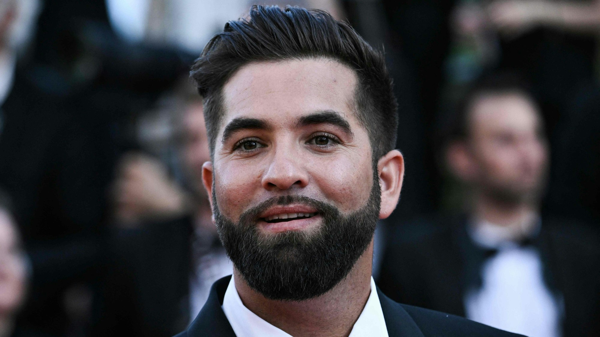 Kendji Girac auf einem Event.