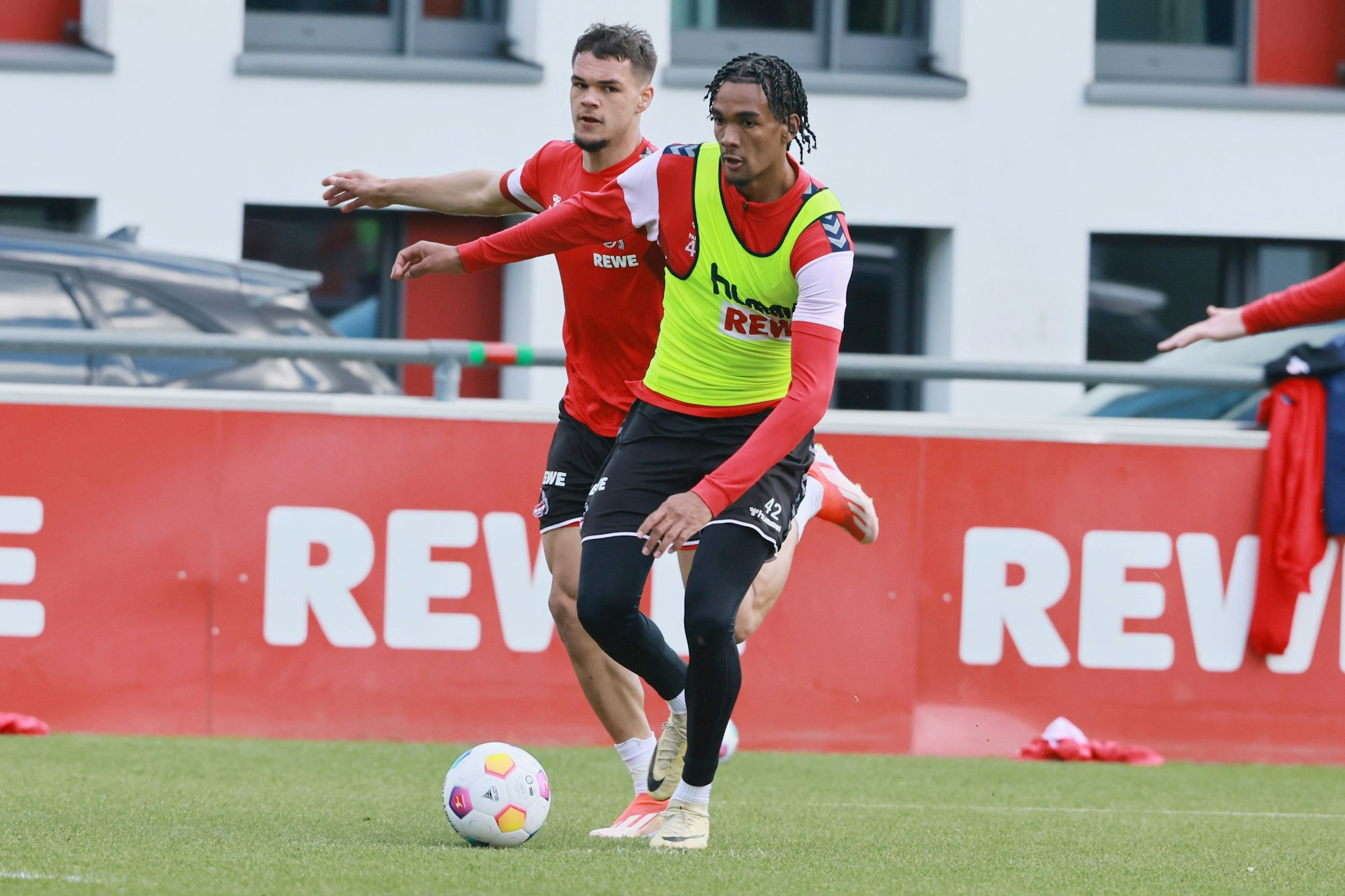 1. FC Köln, Training, von links: Max Finkgräfe, Damion Downs.