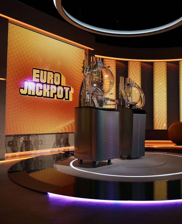 Euro Jackpot Studio mit Lostrommel