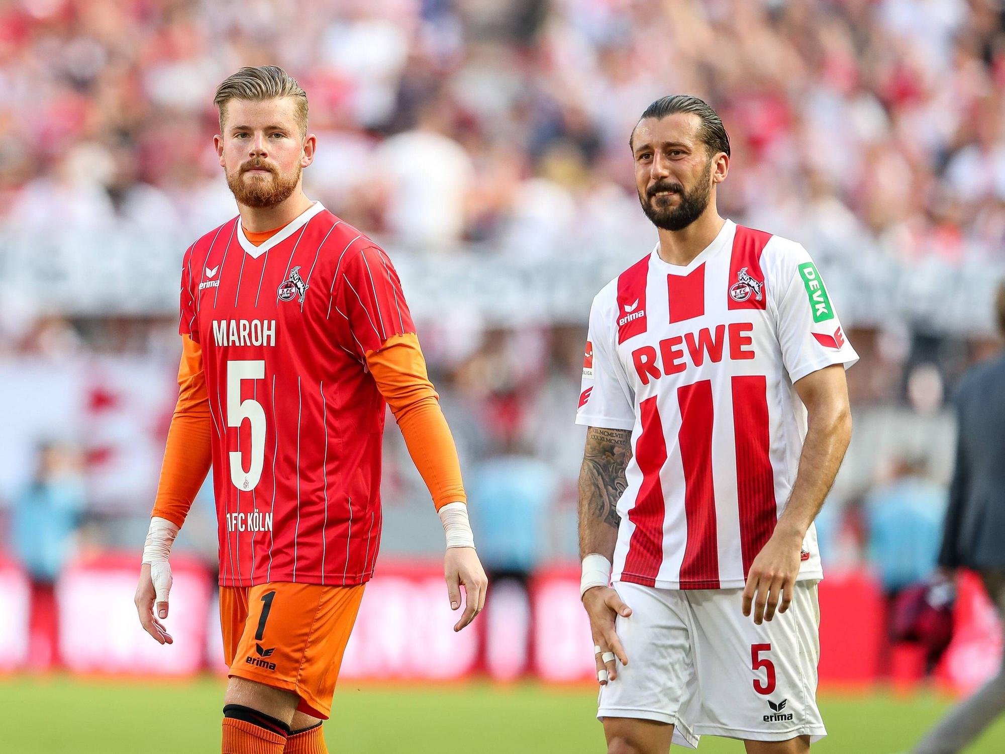 Die Ex-FC-Profis Dominic Maroh (l.) und Timo Horn nach dem letzten Heimspiel der Saison 2017/18 gegen Bayern München am 5. Mai 2018.