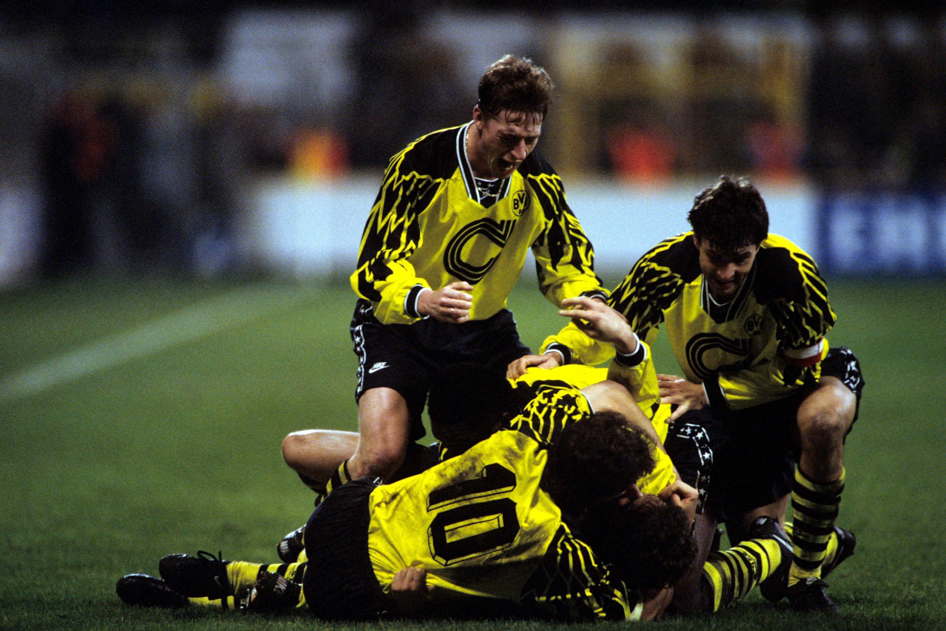 BVB kauft BundesligaKonkurrenz leer Fans sauer Express