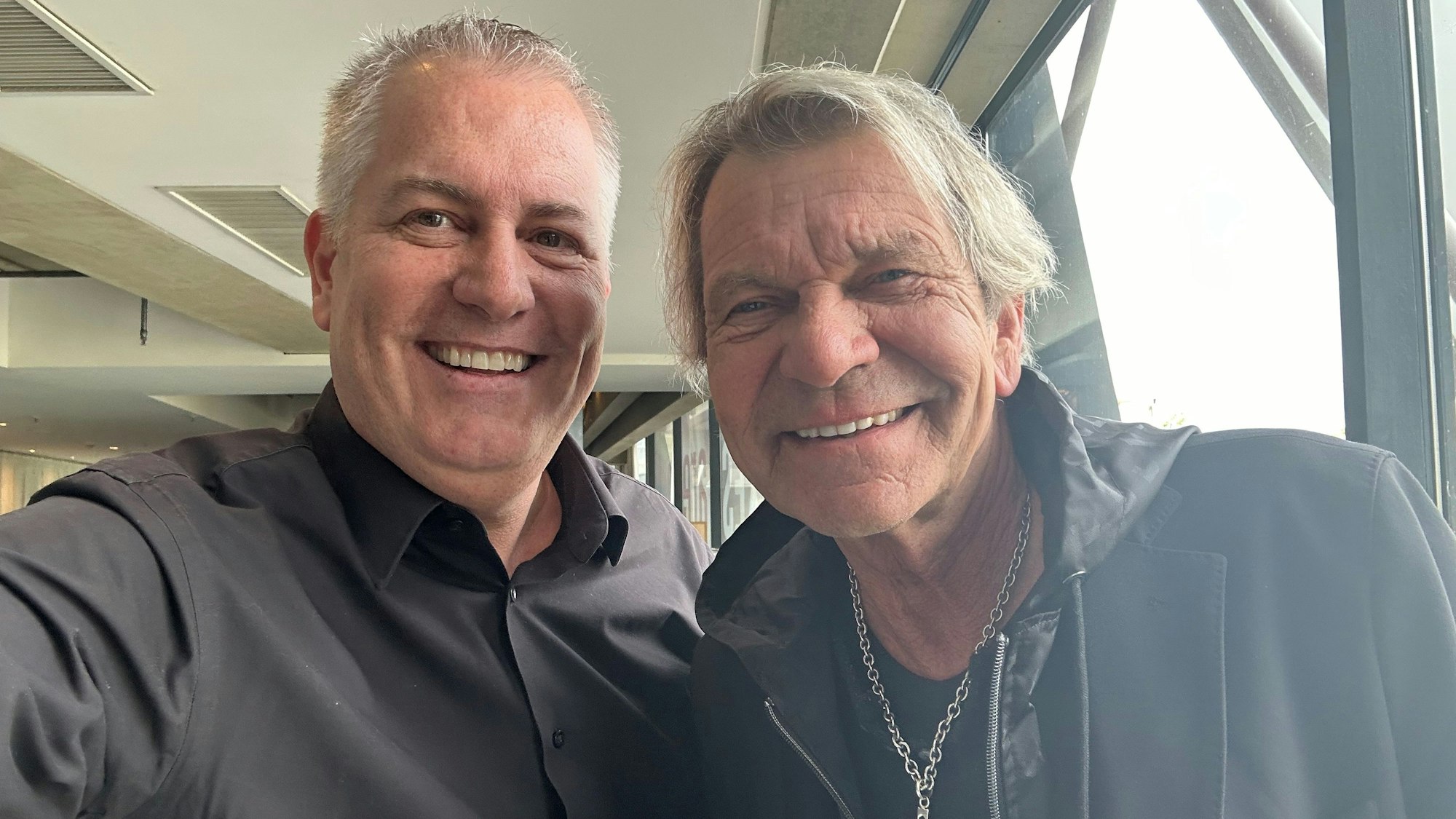 Matthias Reim mit Marcel Schwamborn.