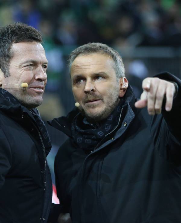 Didi Hamann und Lothar Matthäus am Rande des Bundesligaspiels Borussia Mönchengladbach gegen Borussia Dortmund am 23. Januar 2016.