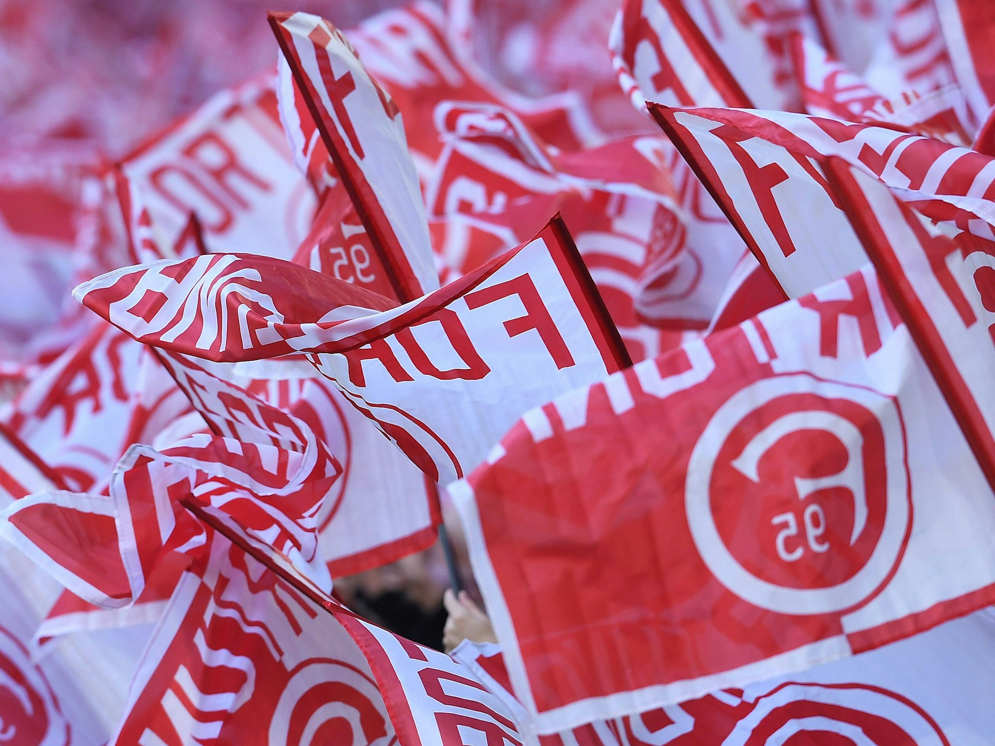 Fahnen von Fortuna Düsseldorf.