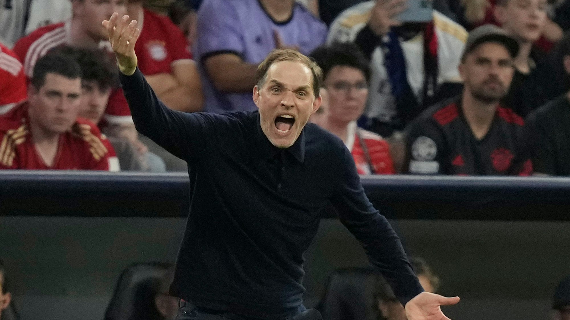 Thomas Tuchel brüllt beim Spiel des FC Bayern gegen Real Madrid in der Champions League.