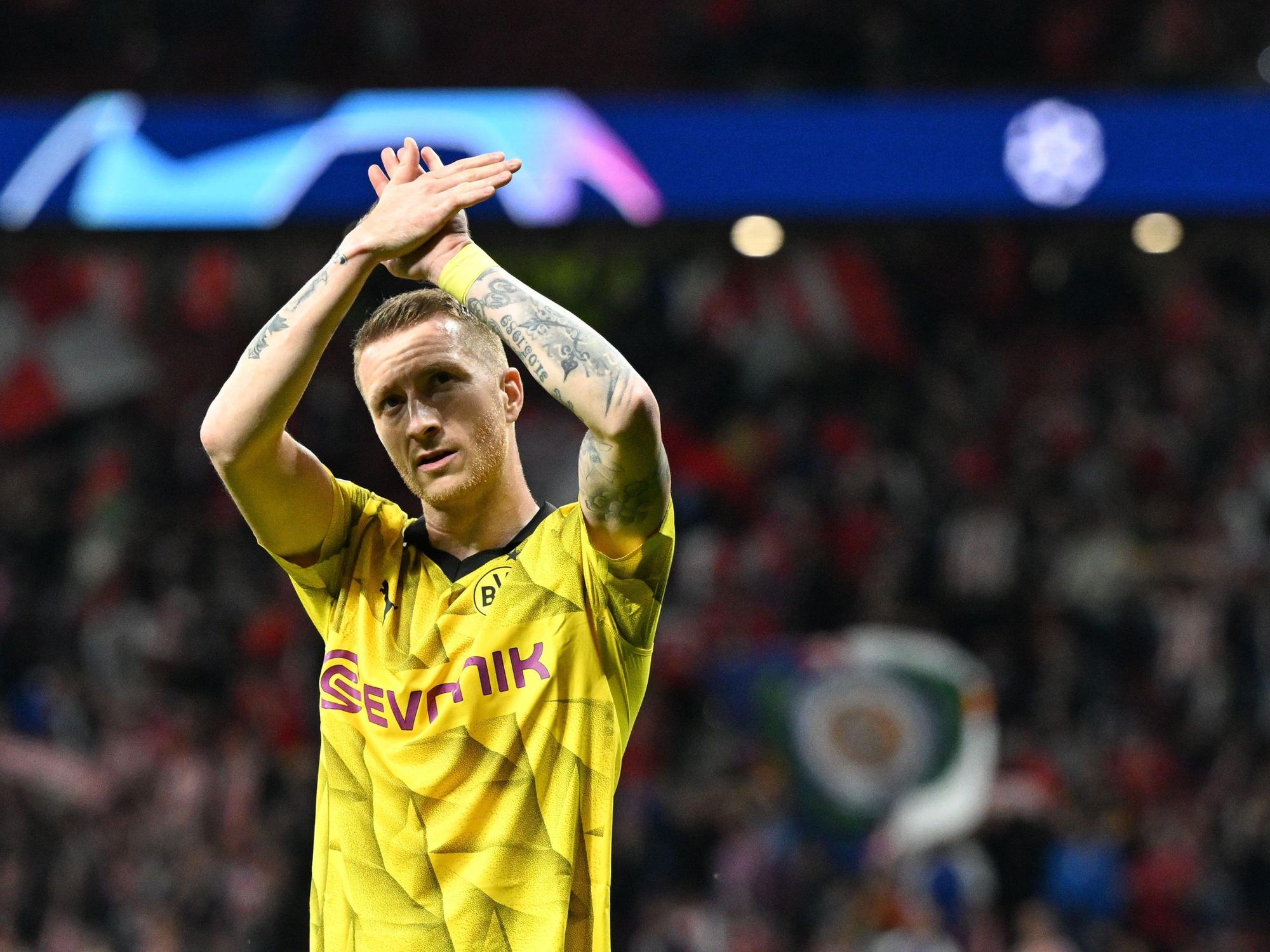 Dortmunds Marco Reus reagiert nach Spielende.