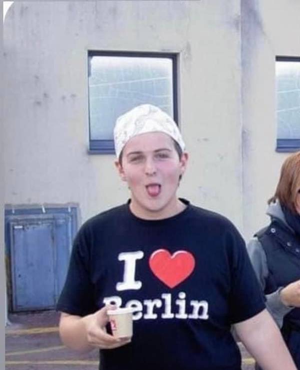 Daniel mit 15 Jahren. Heute ist Daniel eine Frau und heißt Daniela.