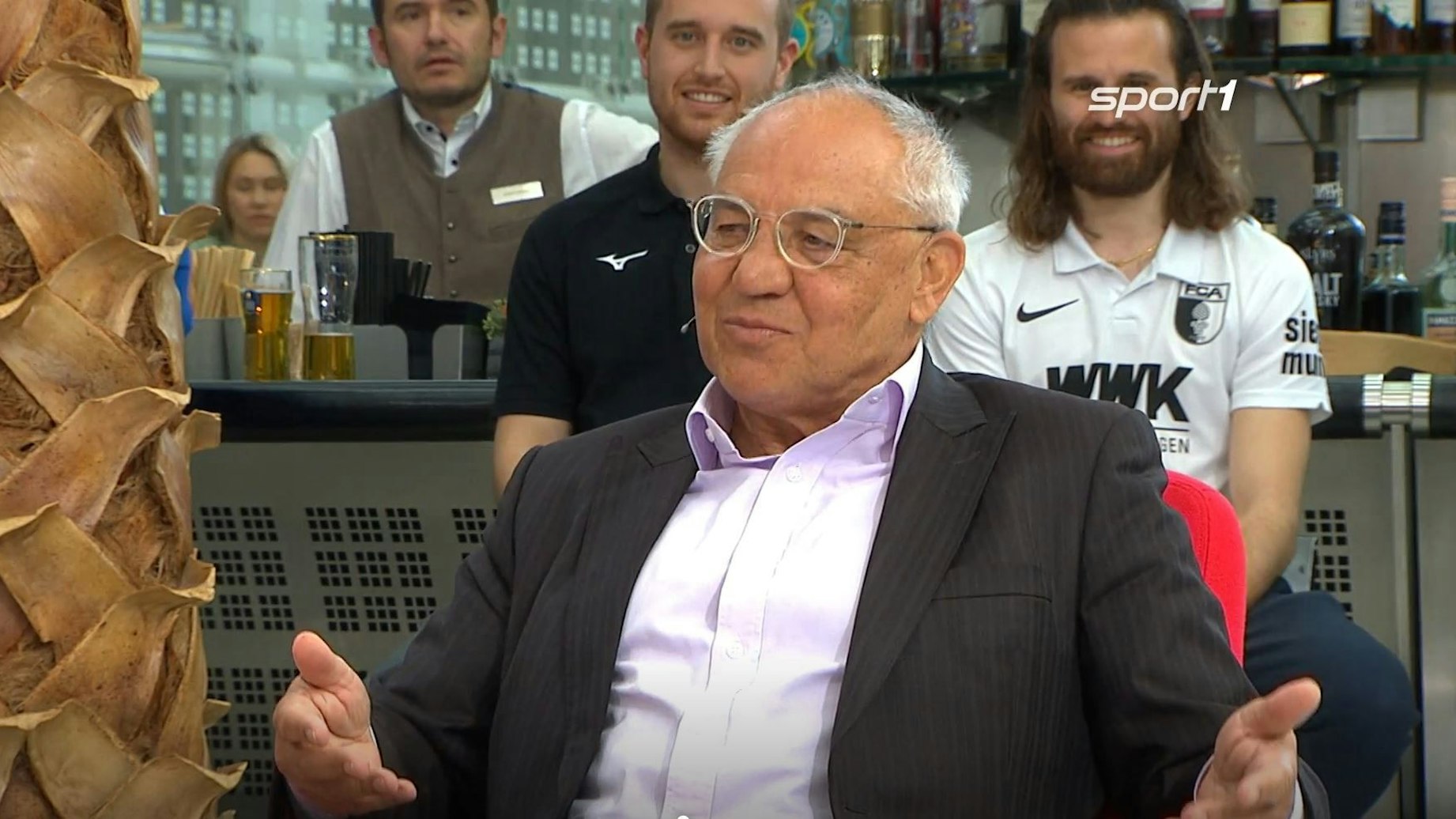 Felix Magath sitzt im „Doppelpass“ bei Sport1.