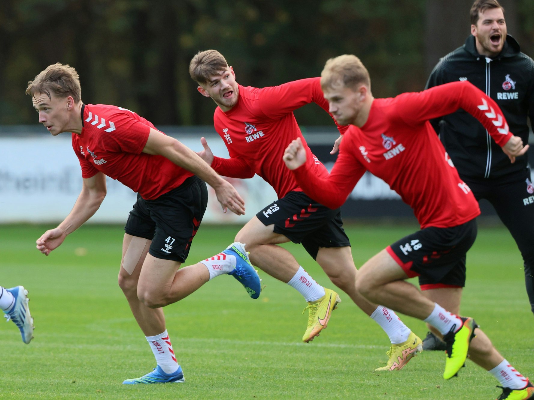 Mathias Olesen, Jan Thielmann und Georg Strauch im FC-Training.