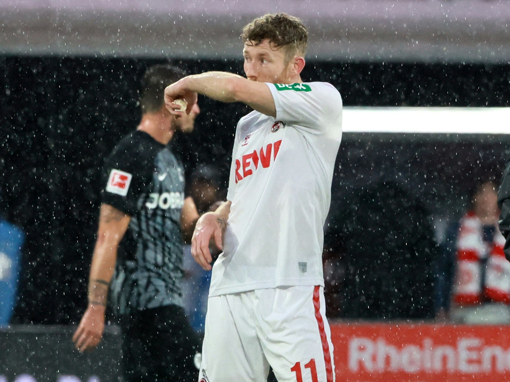 1. FC Köln gegen SC Freiburg: Kapitän Florian Kainz nach der Partie.