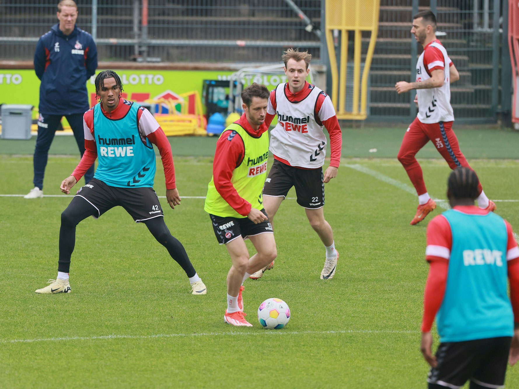1. FC Köln, Training mit Mark Uth