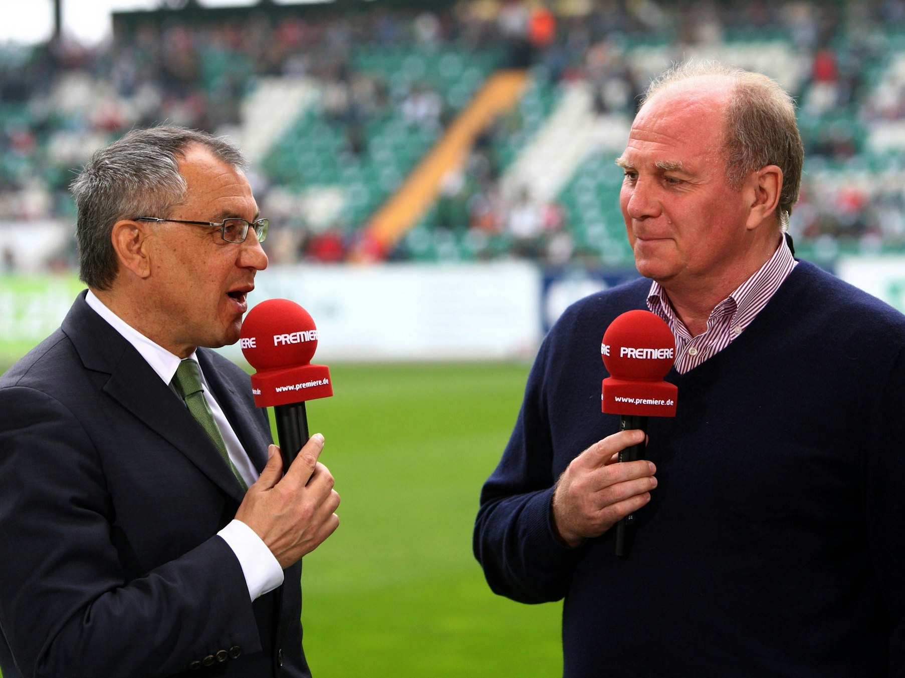 Felix Magath und Uli Hoeneß bei Premiere im Interview.