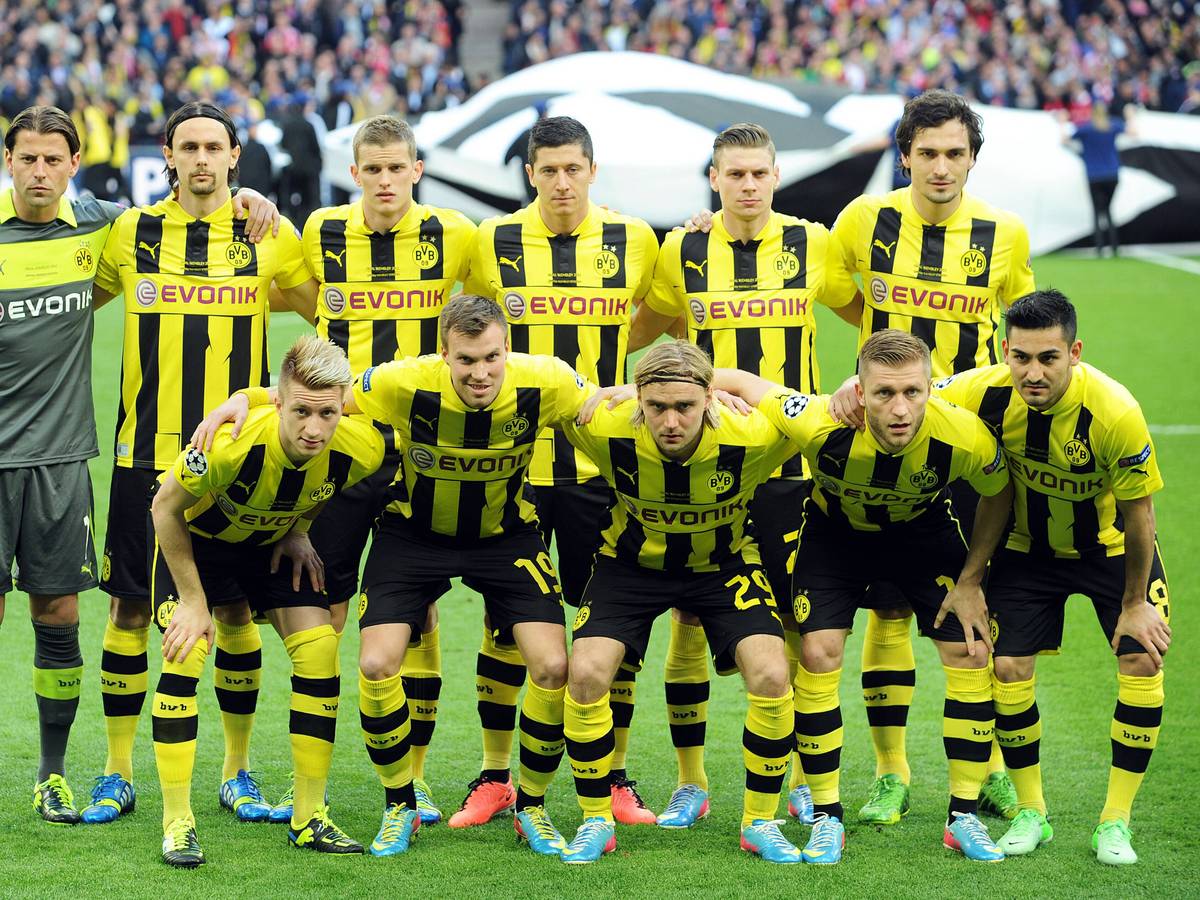 Das Foto der Startelf von Borussia Dortmund.