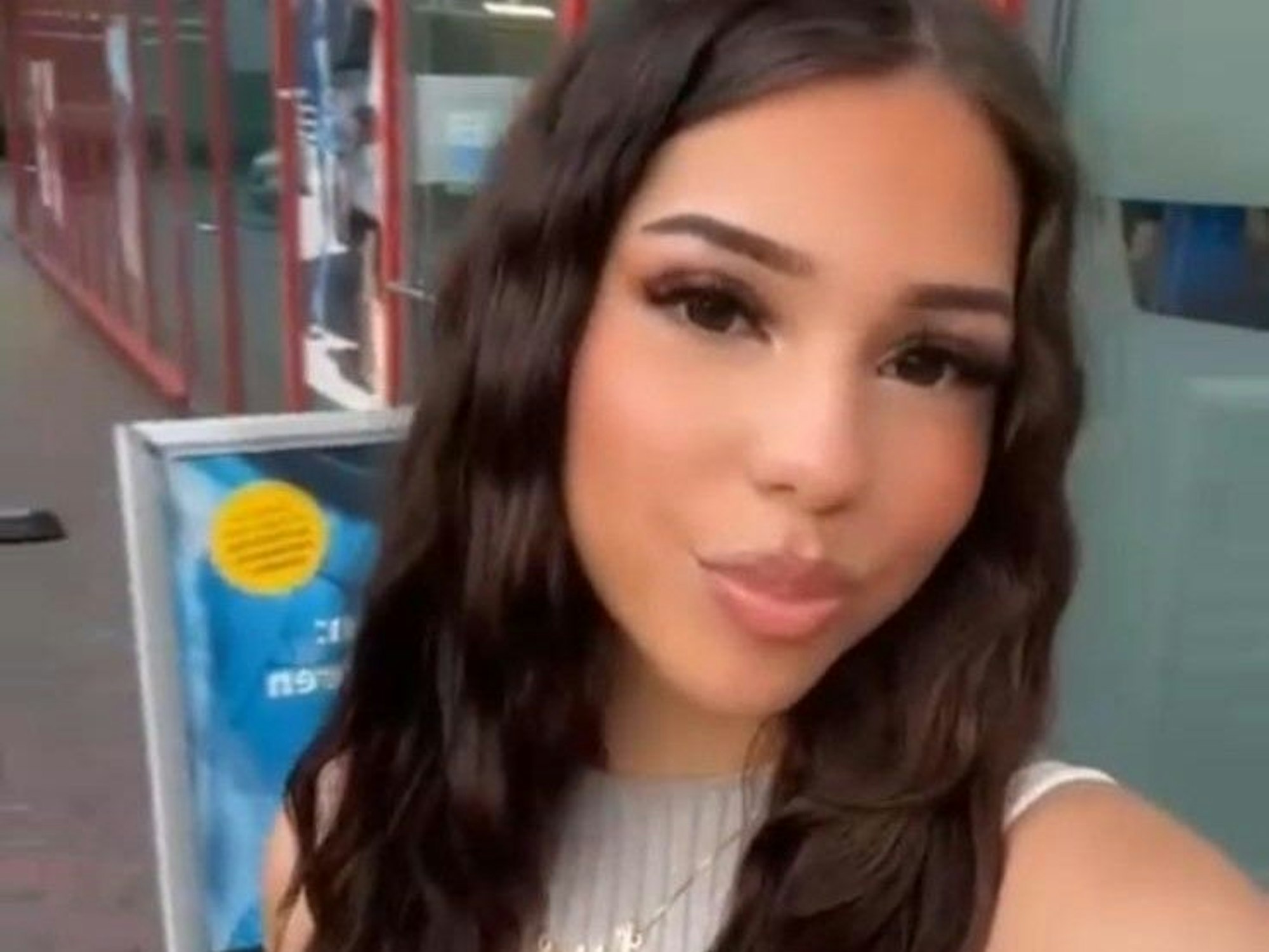 Matilda (16) kam im August 2023 bei einem Unfall auf dem Niehler Damm in Köln ums Leben. Das Foto haben ihre Eltern EXPRESS.de zur Verfügung gestellt.