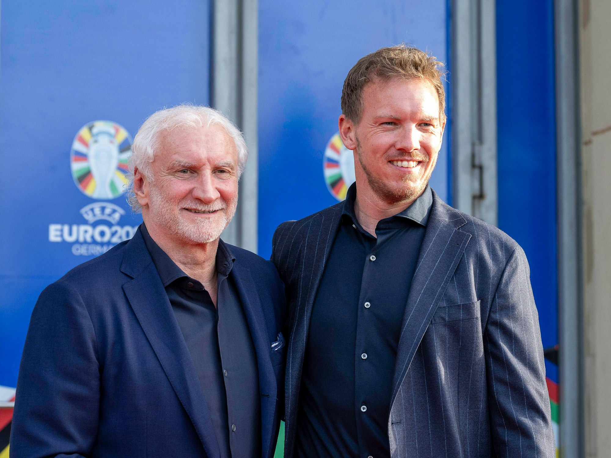 Bundestrainer Julian Nagelsmann (r.) und Rudi Völler gemeinsam am 8. April 2024 in Düsseldorf.