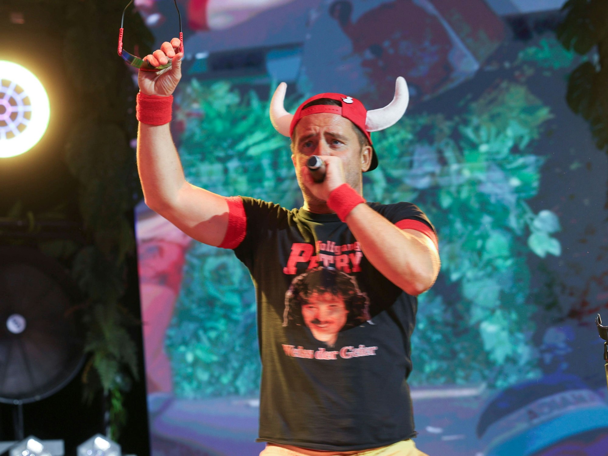 Lorenz Büffel bei einem Auftritt im Mega-Park.